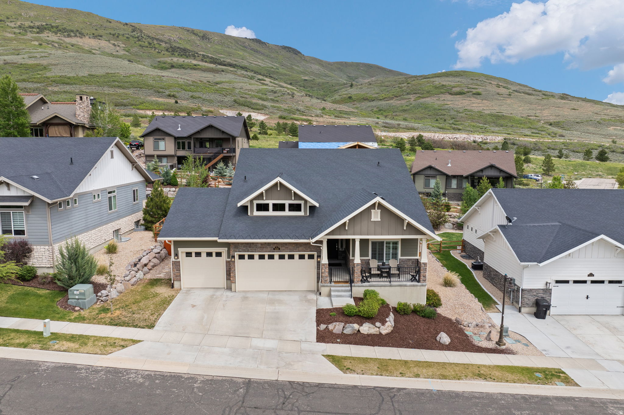 RIVER VIEW - Residential