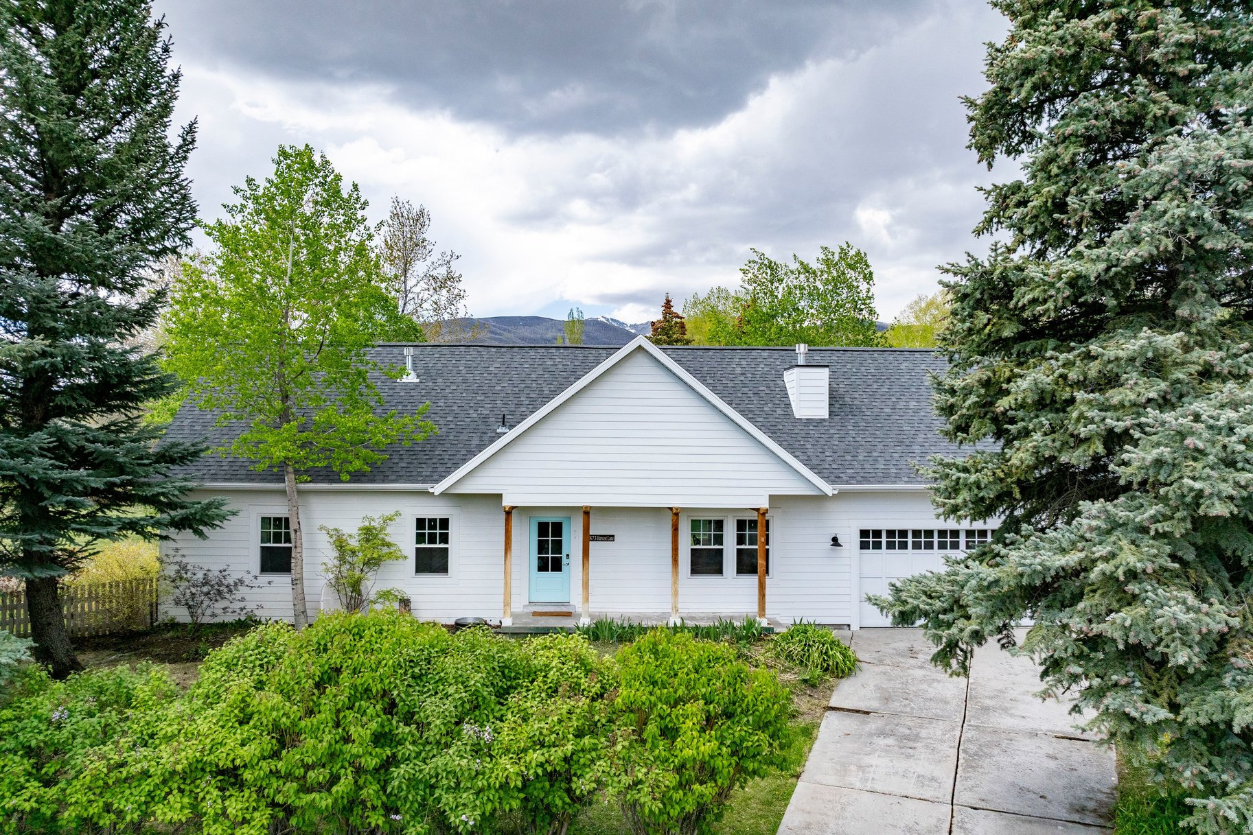MIDWAY FARMS - Residential
