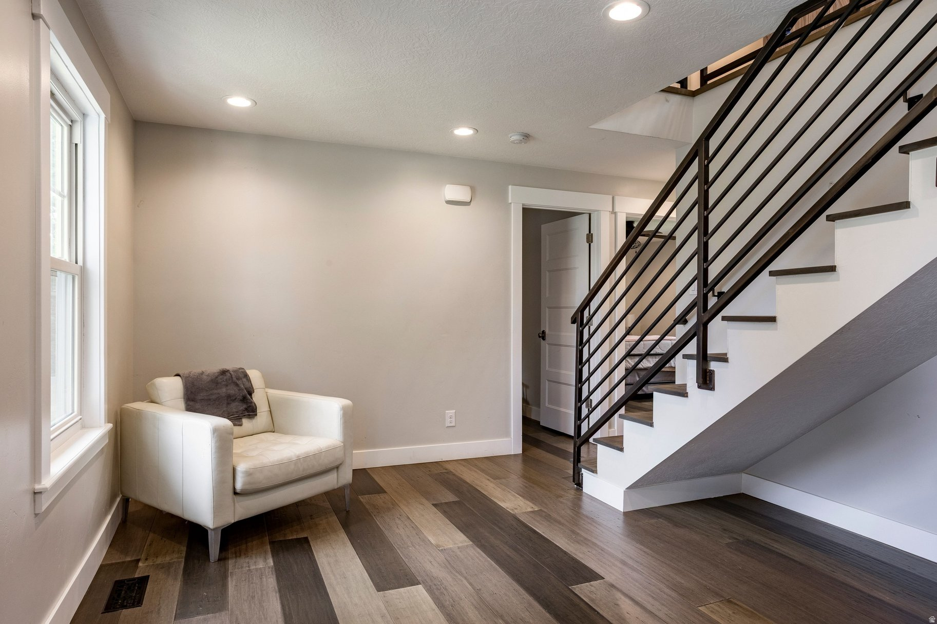 MIDWAY FARMS - Residential