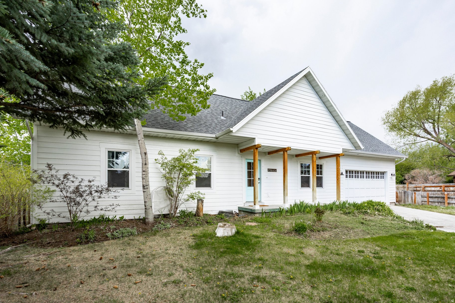MIDWAY FARMS - Residential