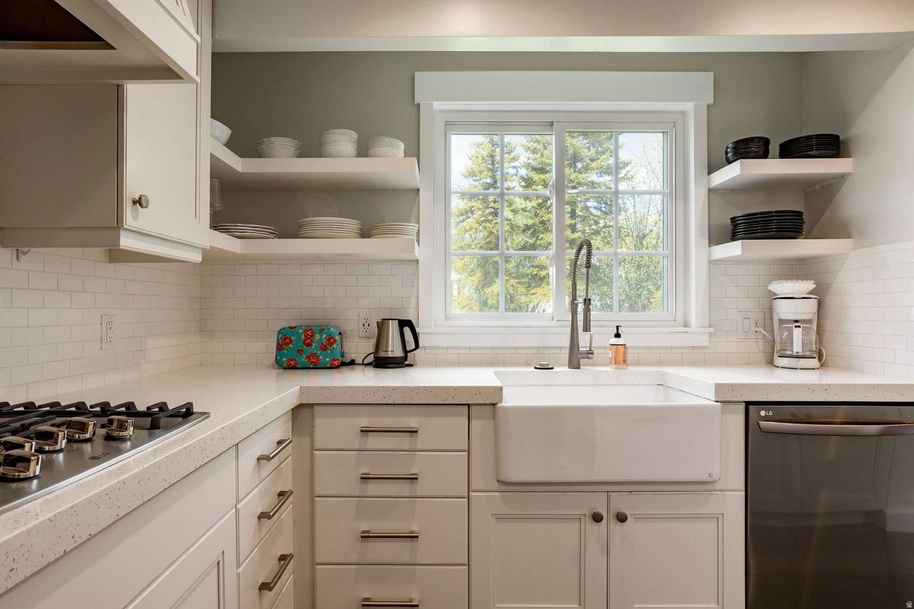 MIDWAY FARMS - Residential