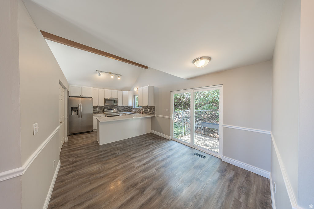 LAKEVIEW ESTATES - Residential