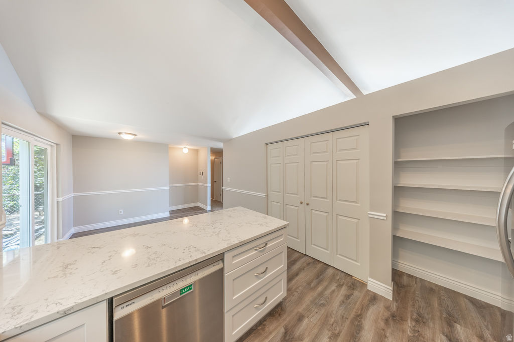 LAKEVIEW ESTATES - Residential