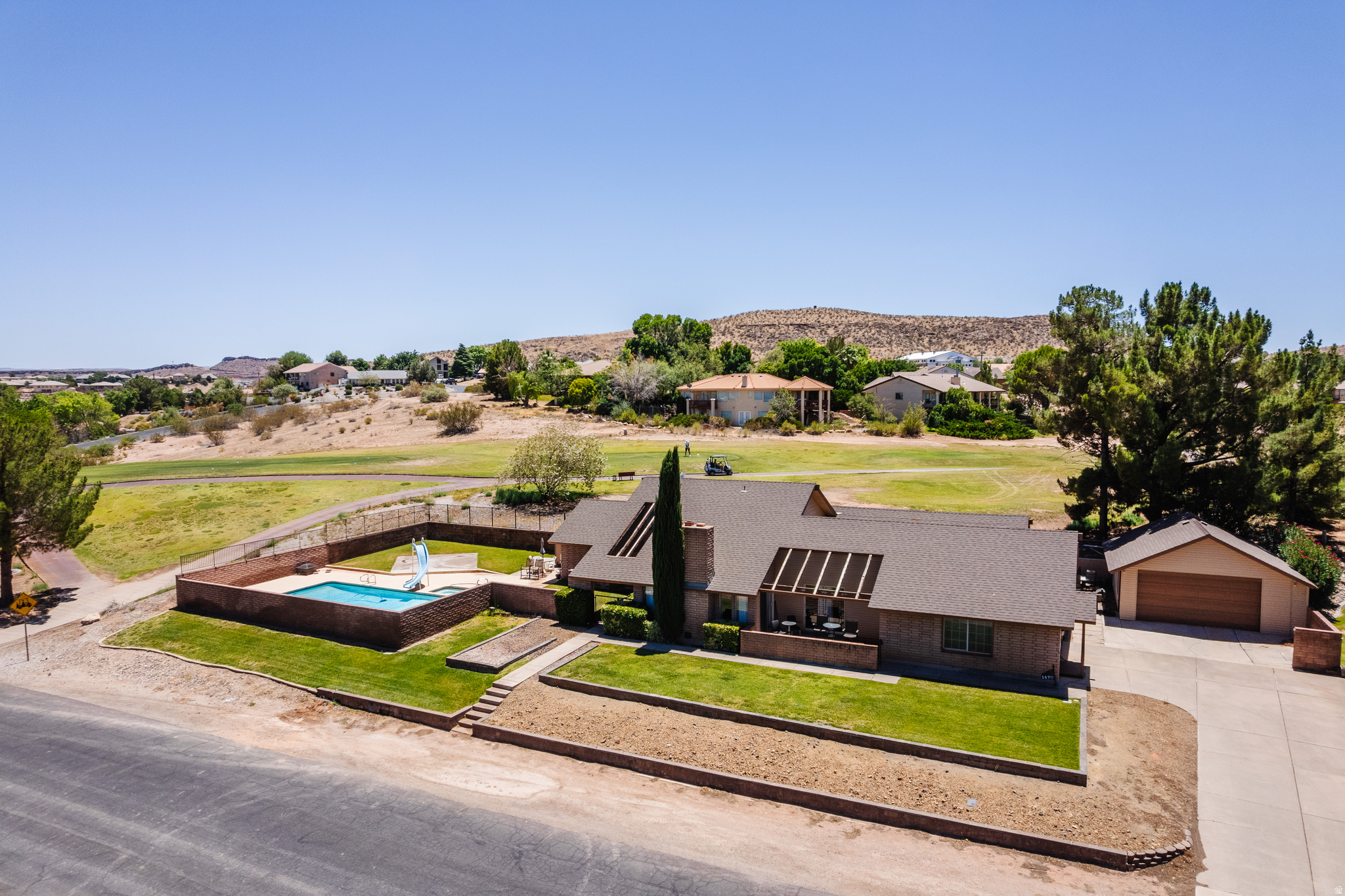 BLOOMINGTON HILLS 6 - Residential