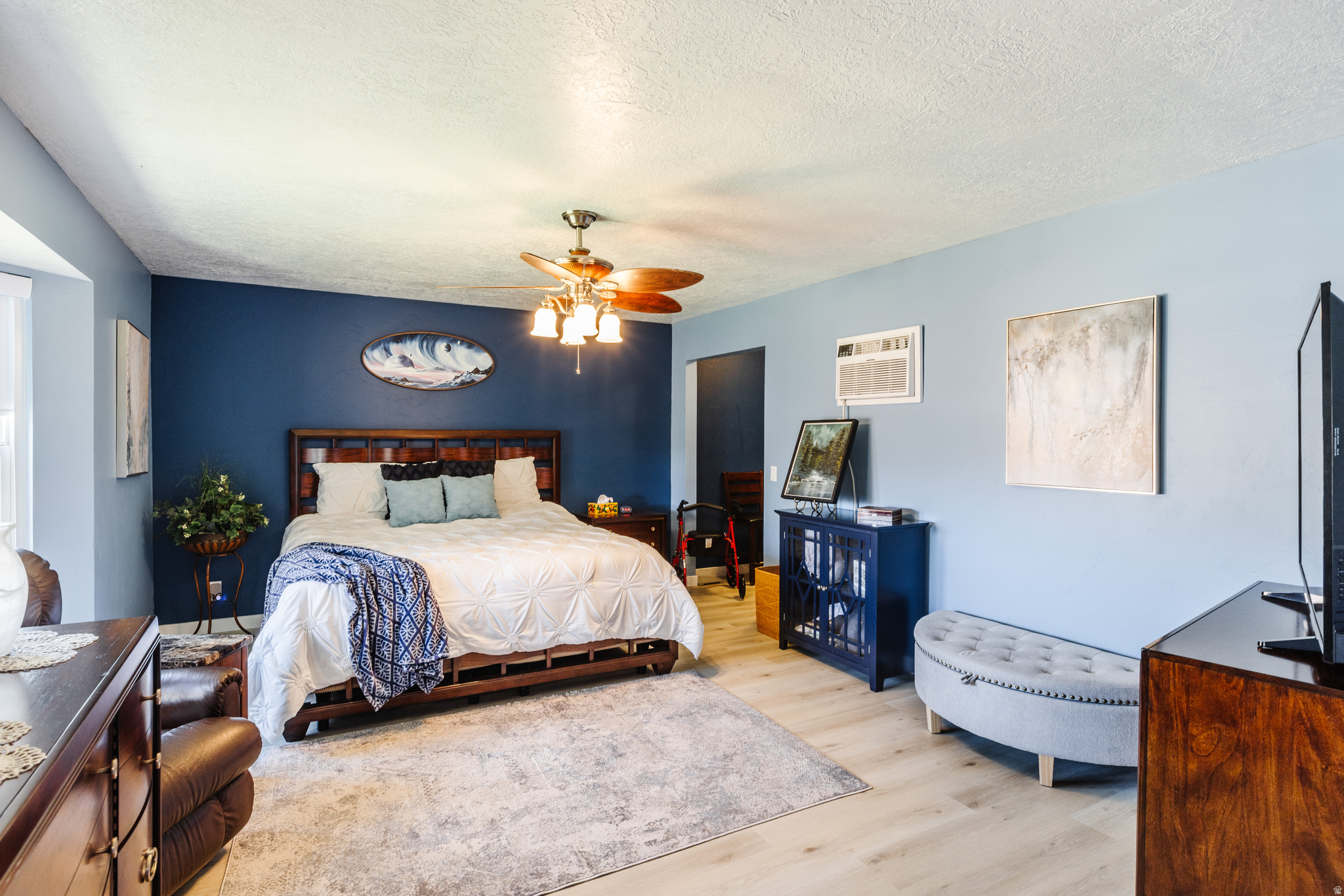 BLOOMINGTON HILLS 6 - Residential