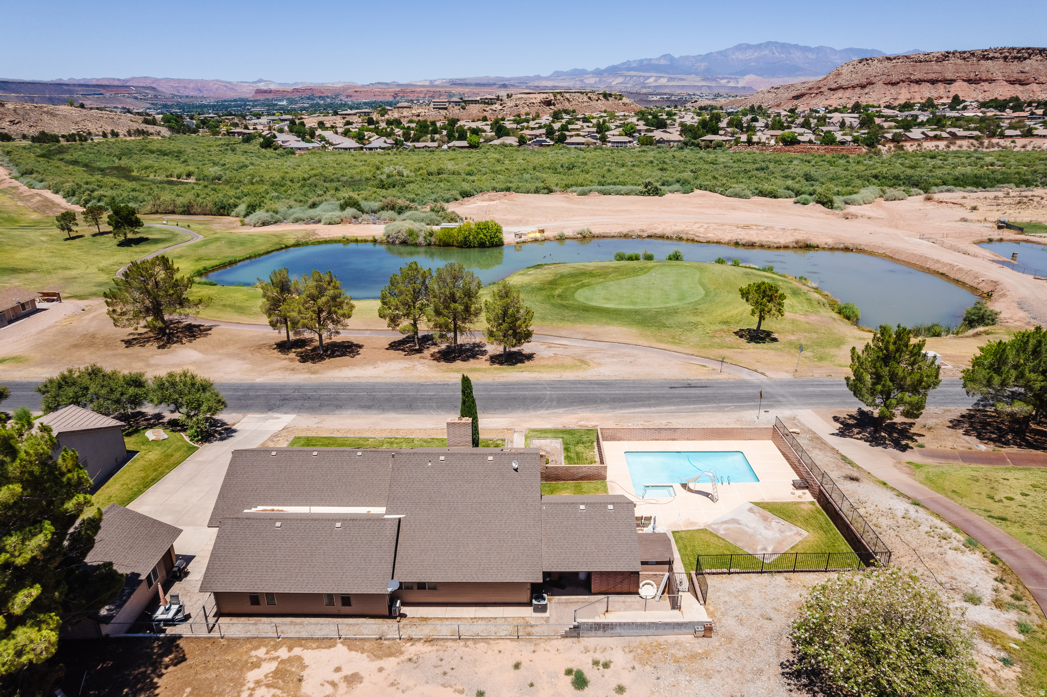 BLOOMINGTON HILLS 6 - Residential