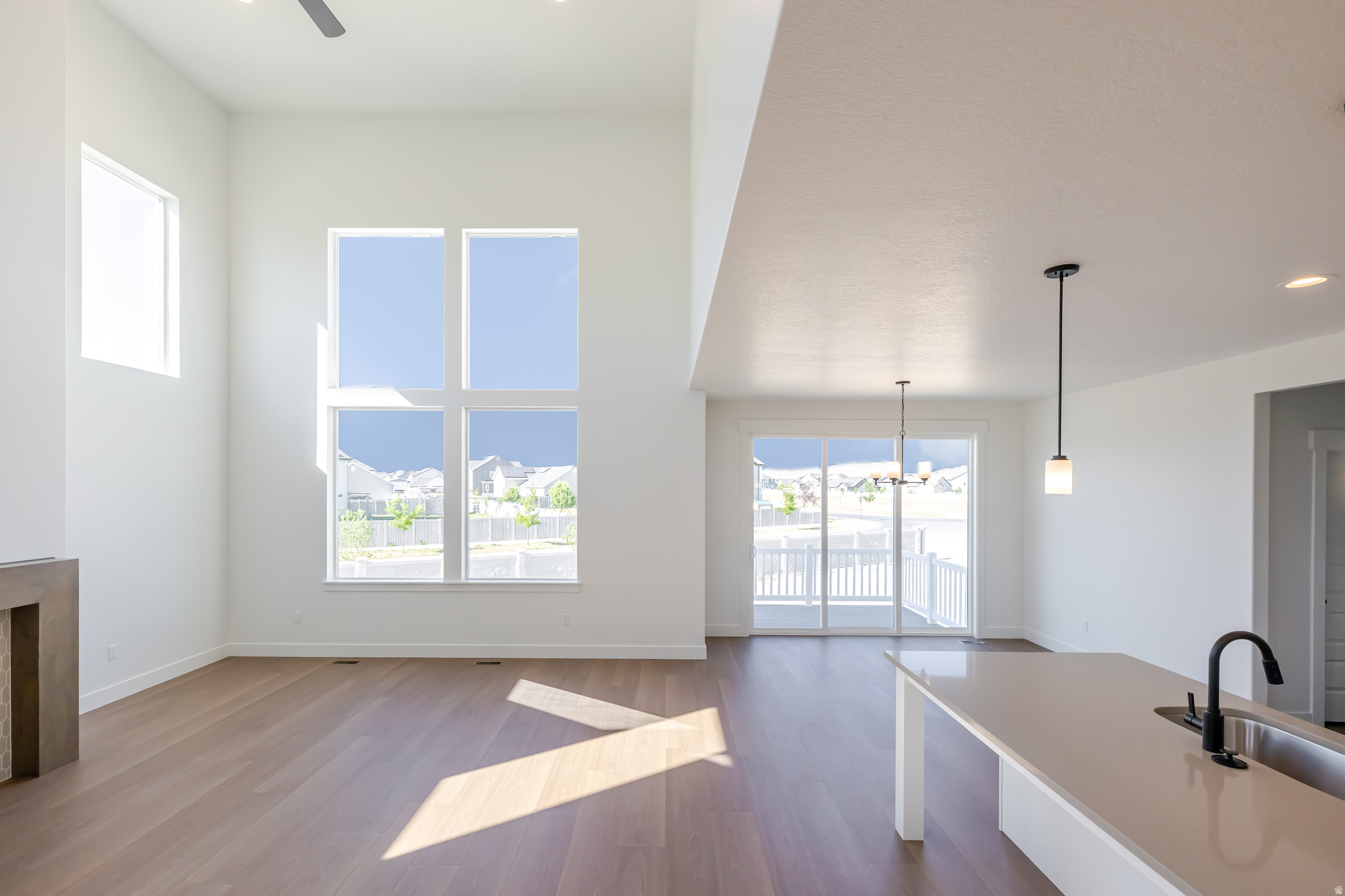ROSE RANCH - Residential