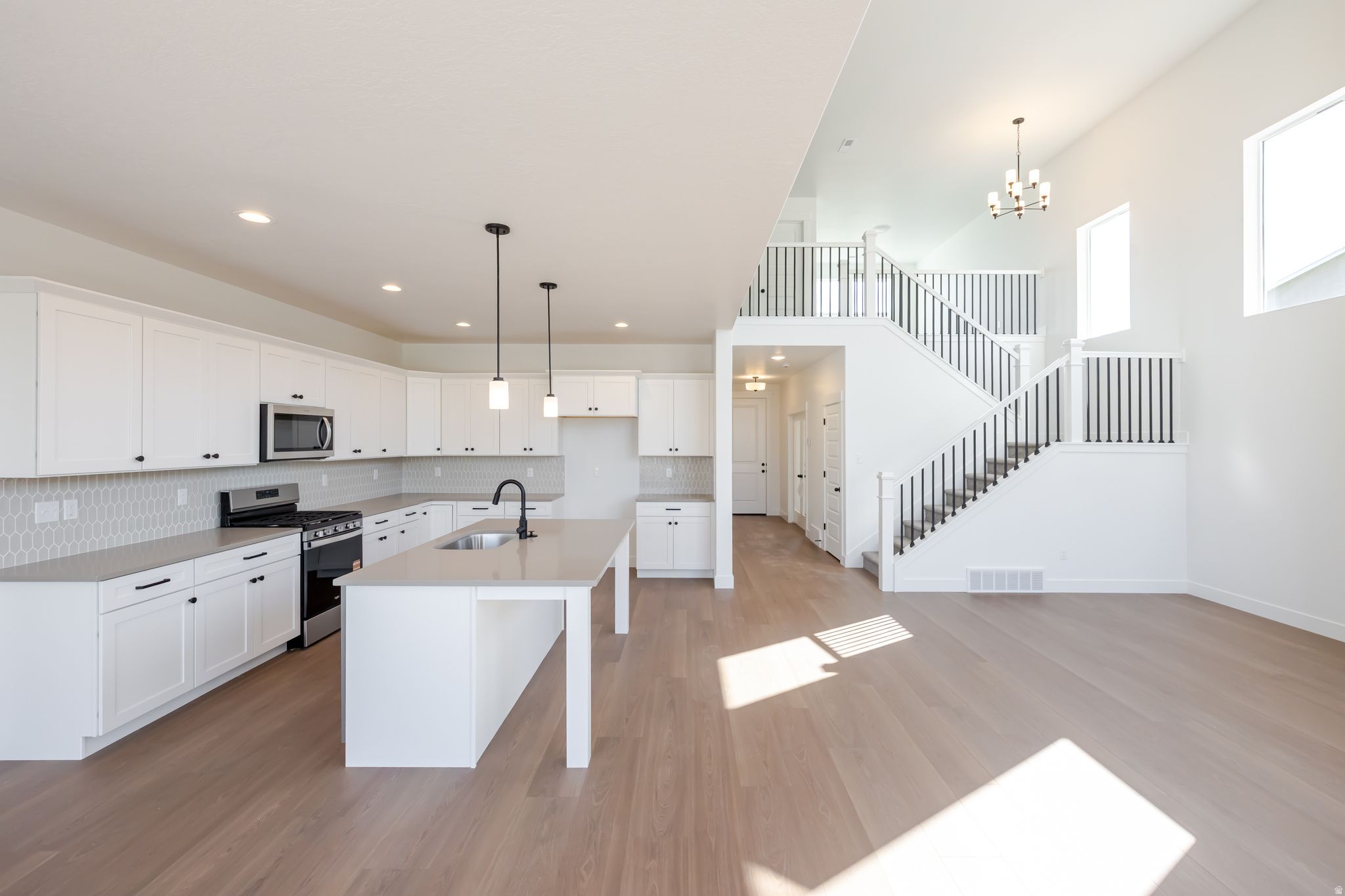 ROSE RANCH - Residential