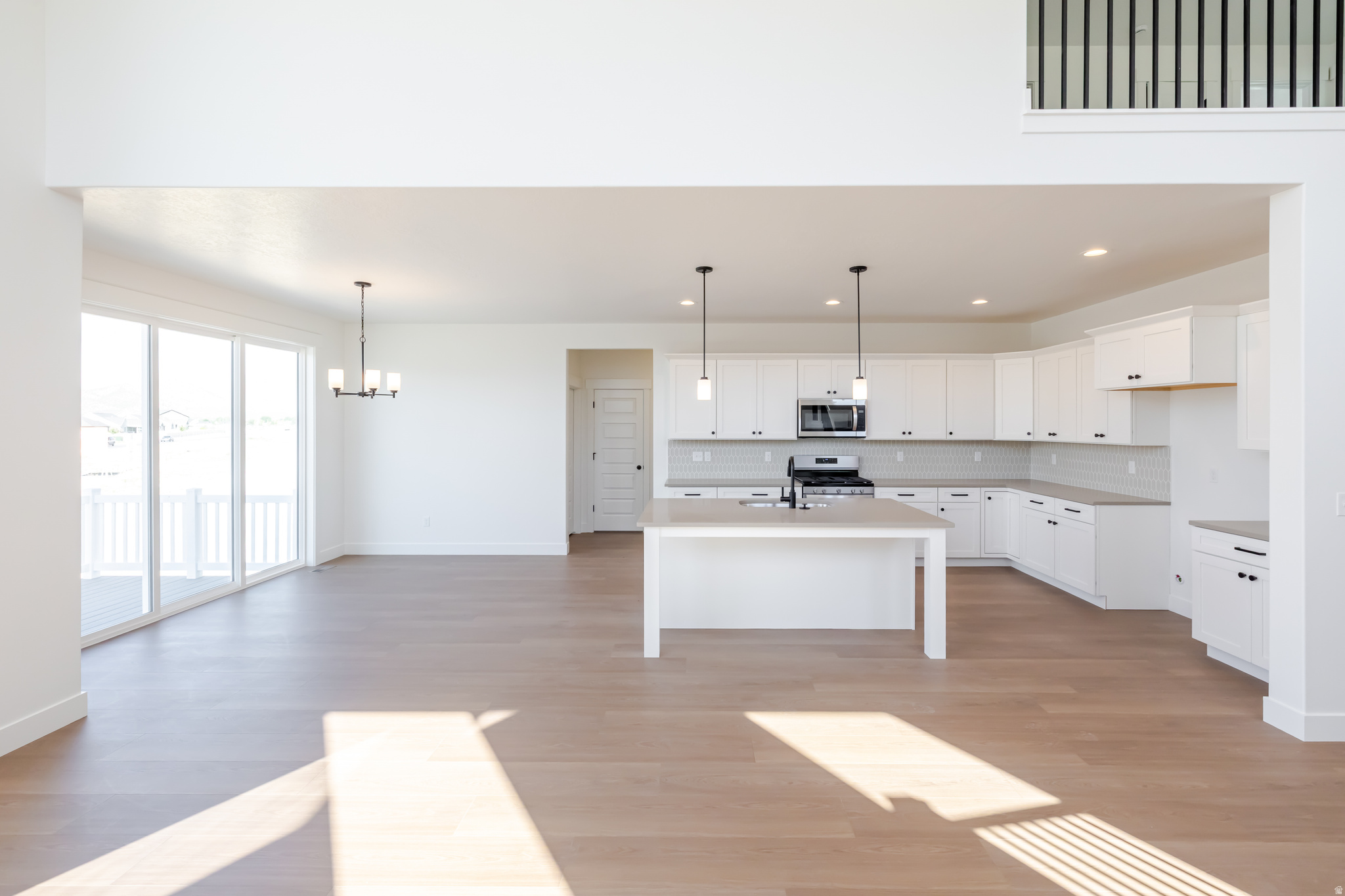 ROSE RANCH - Residential