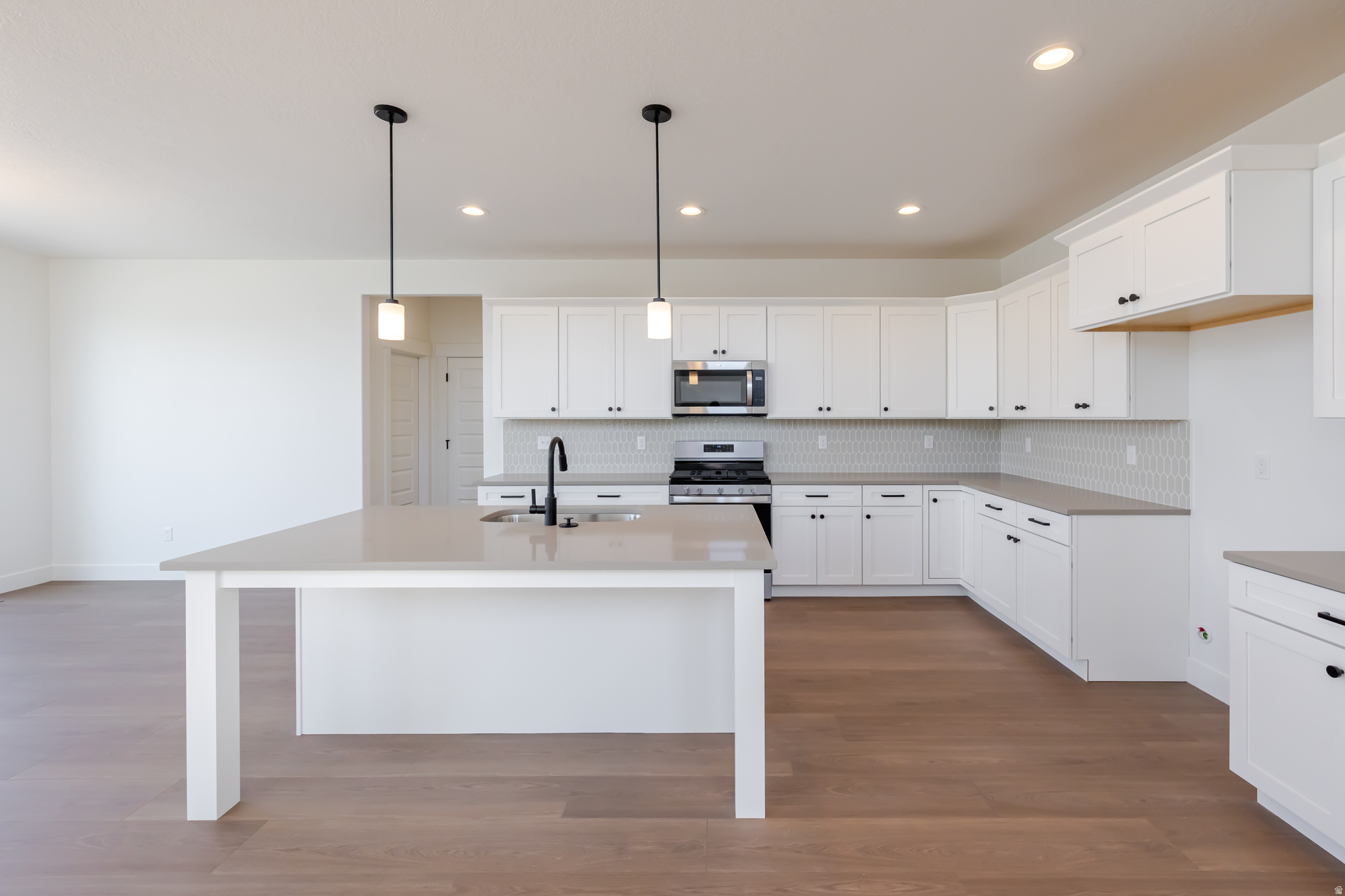 ROSE RANCH - Residential