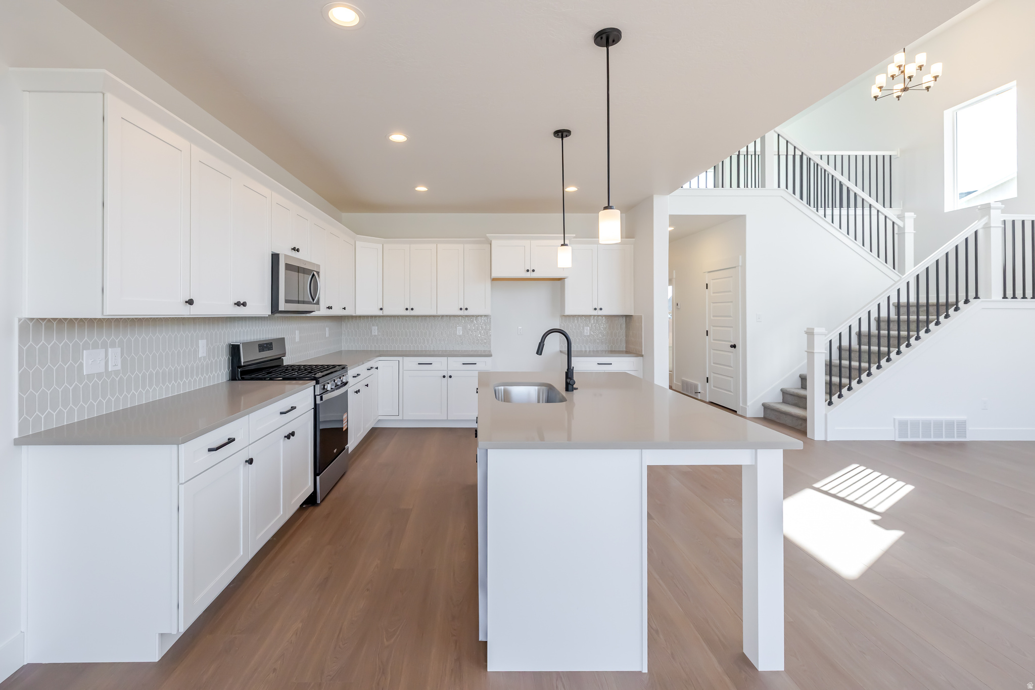 ROSE RANCH - Residential