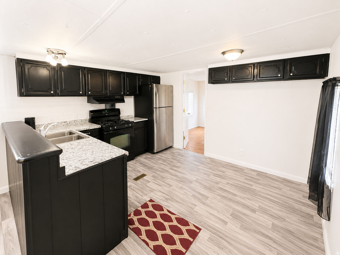 WILLOW CREEK ESTATES - Residential