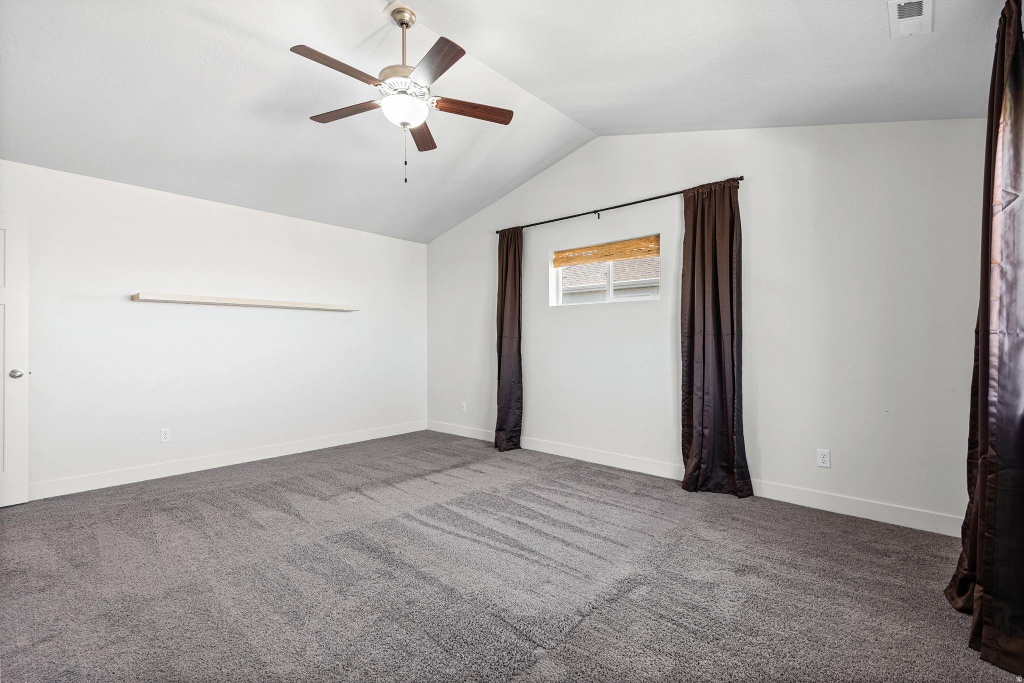 WHITE RAIL OVERLOOK - Residential