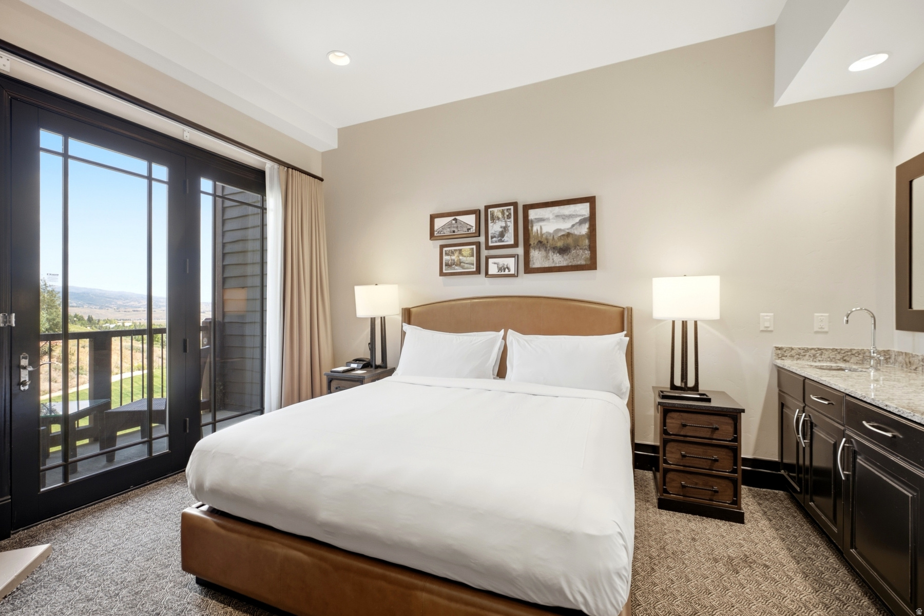 WALDORF ASTORIA - Residential