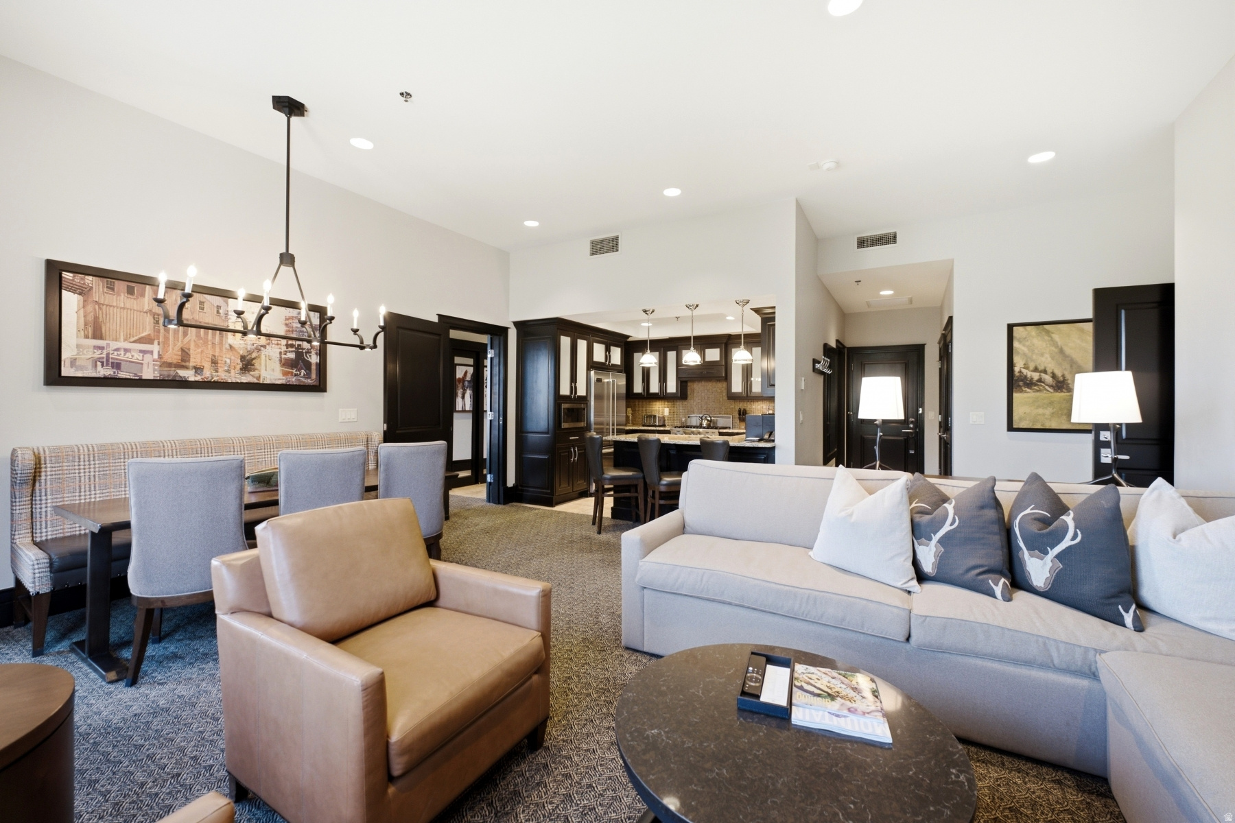 WALDORF ASTORIA - Residential