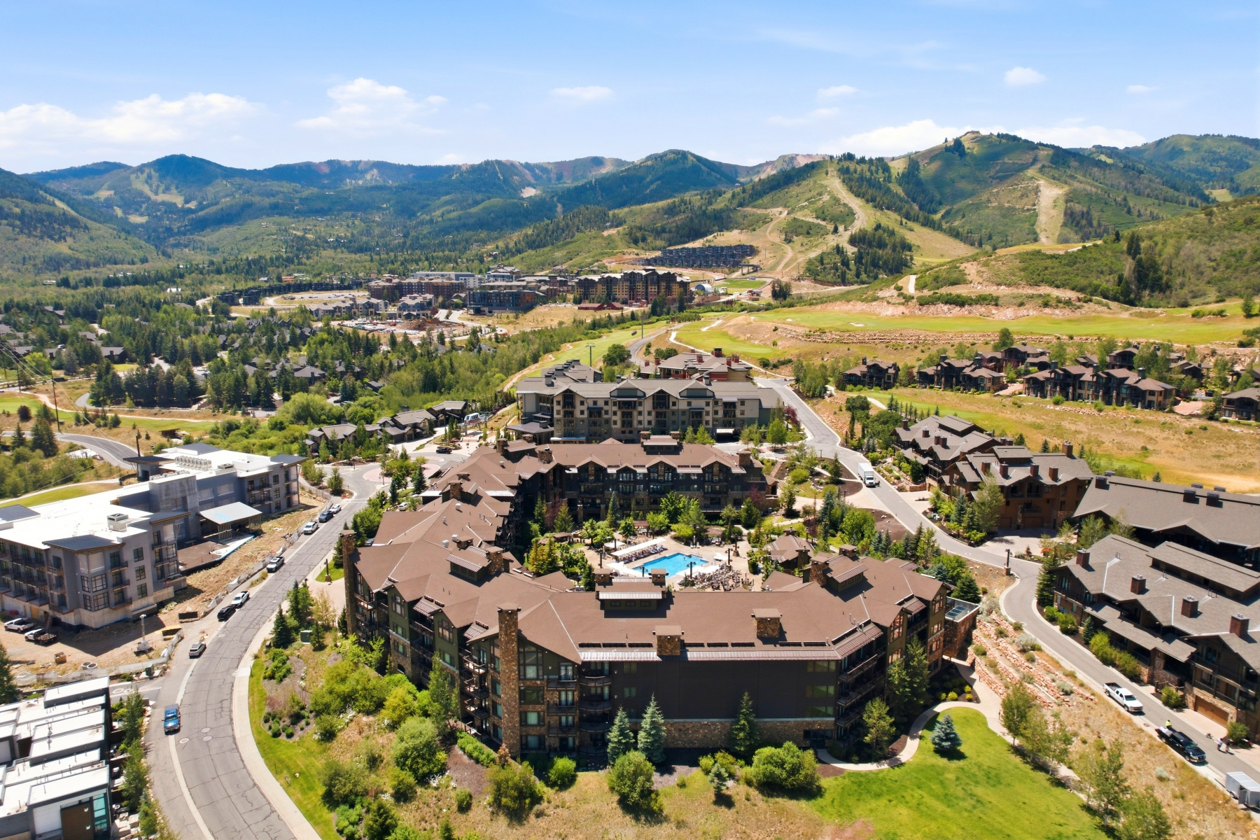 WALDORF ASTORIA - Residential