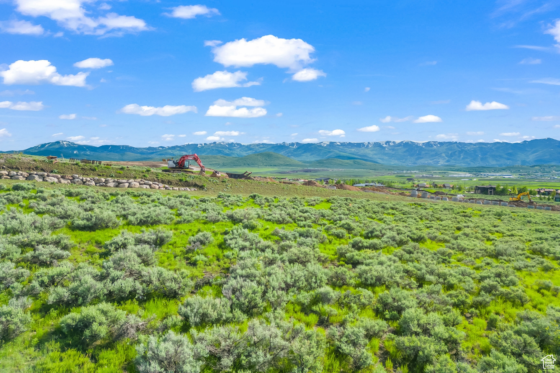 PROMONTORY SAGE HILLS ESTATES - Residential