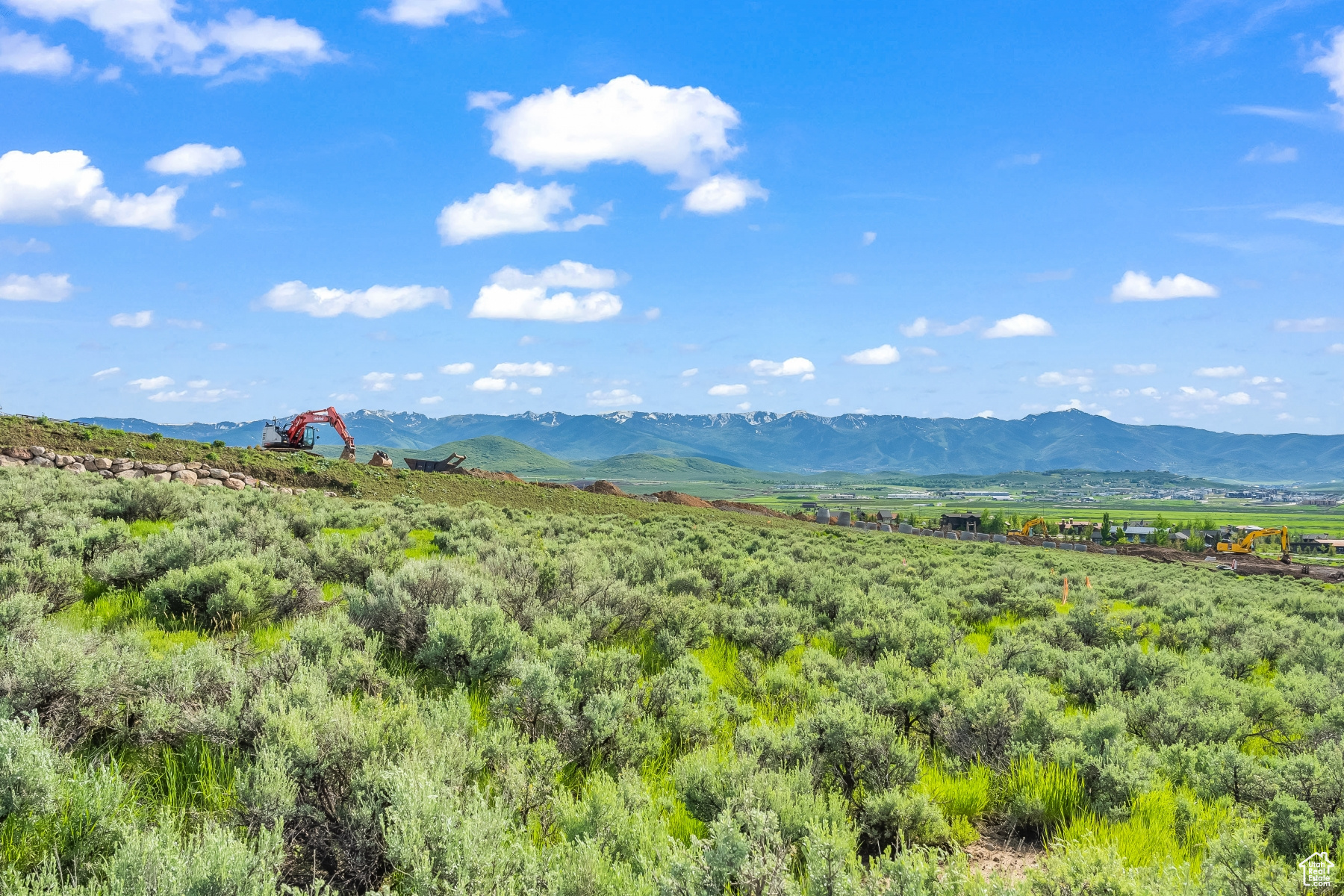PROMONTORY SAGE HILLS ESTATES - Residential