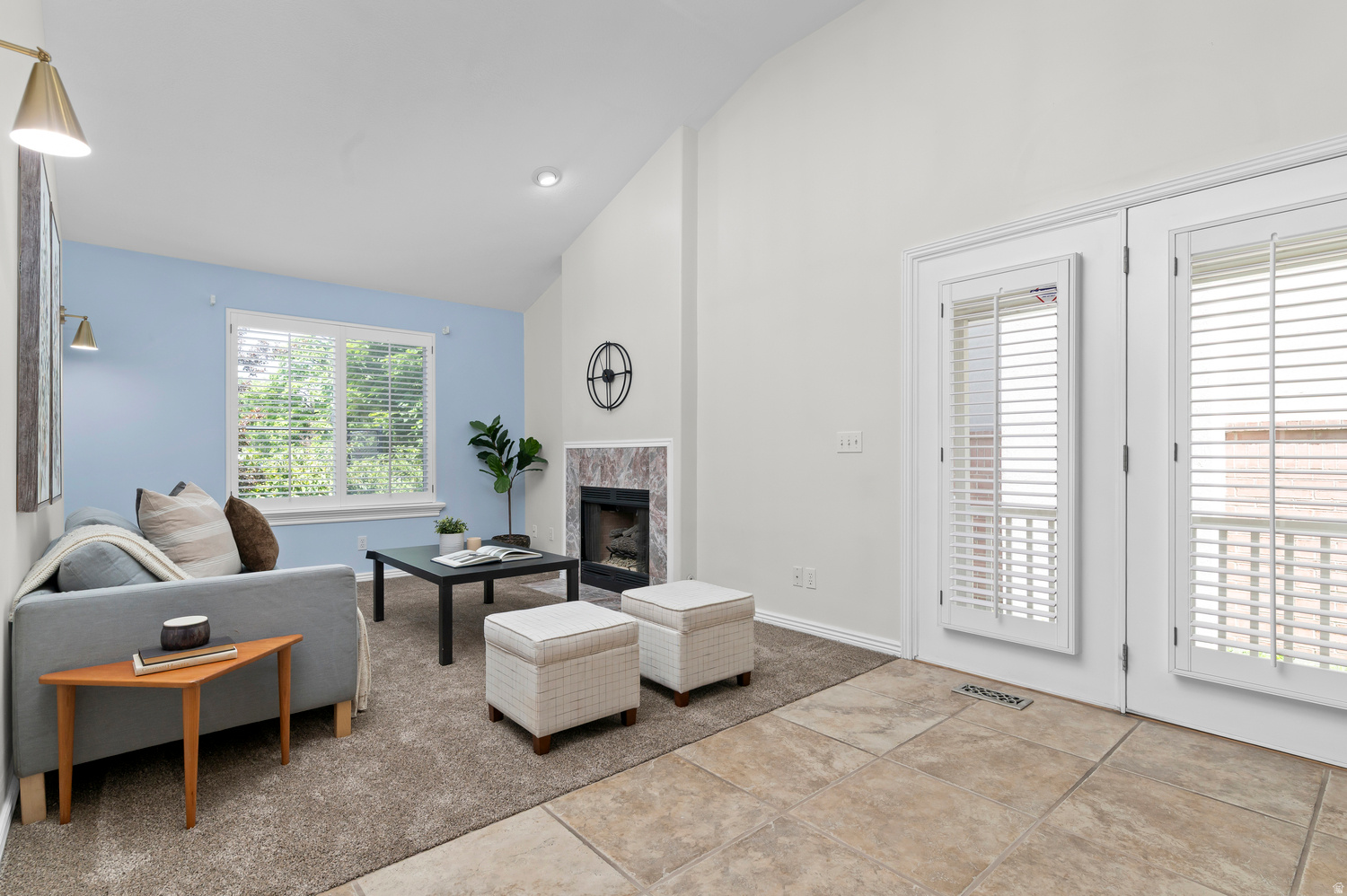 COTTAGE COVE CONDMN - Residential