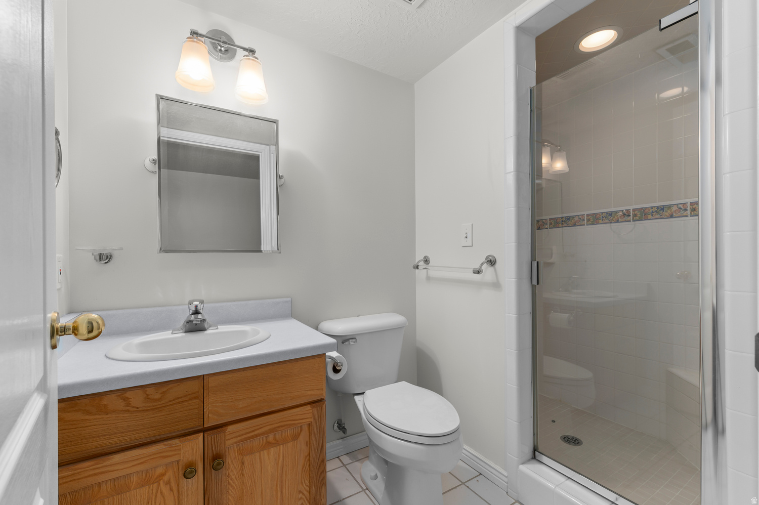 COTTAGE COVE CONDMN - Residential