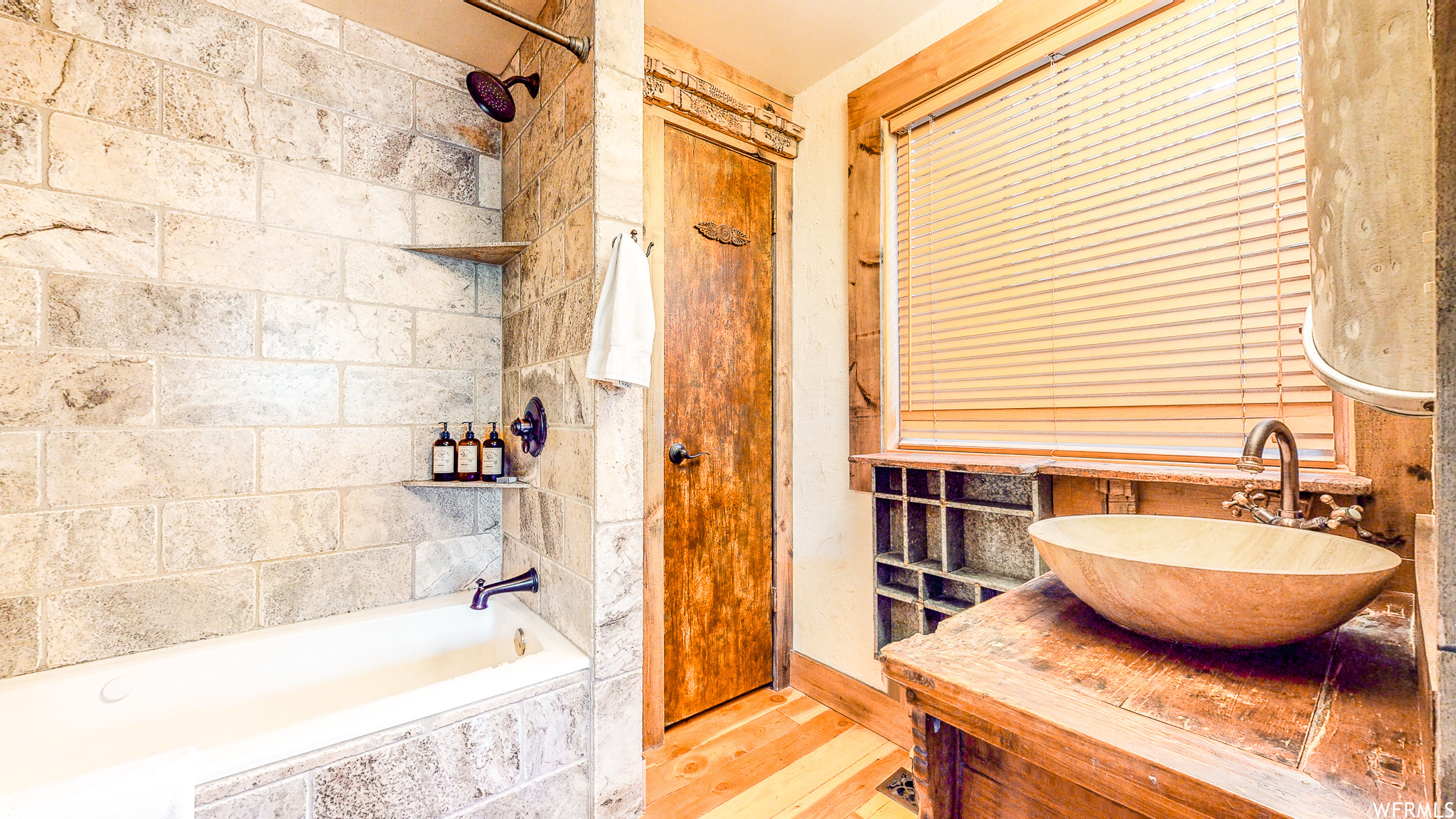 TIMPHAVEN HOMES - Residential
