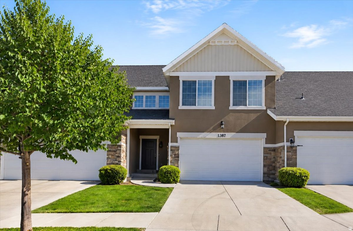 VILLAGES ON WINCHESTER - Residential