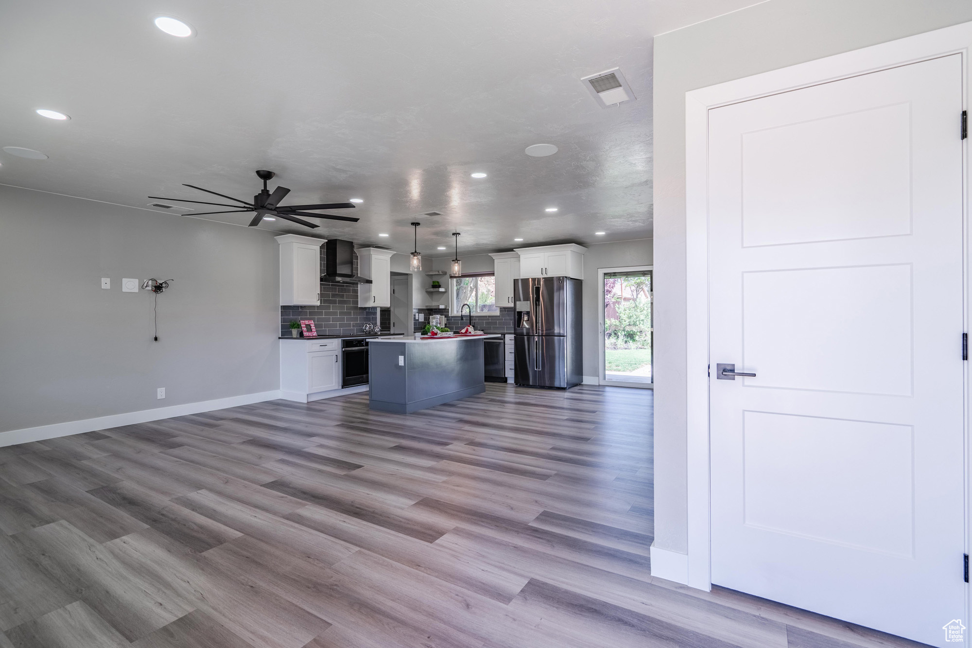 BLOOMINGTON HILLS - Residential