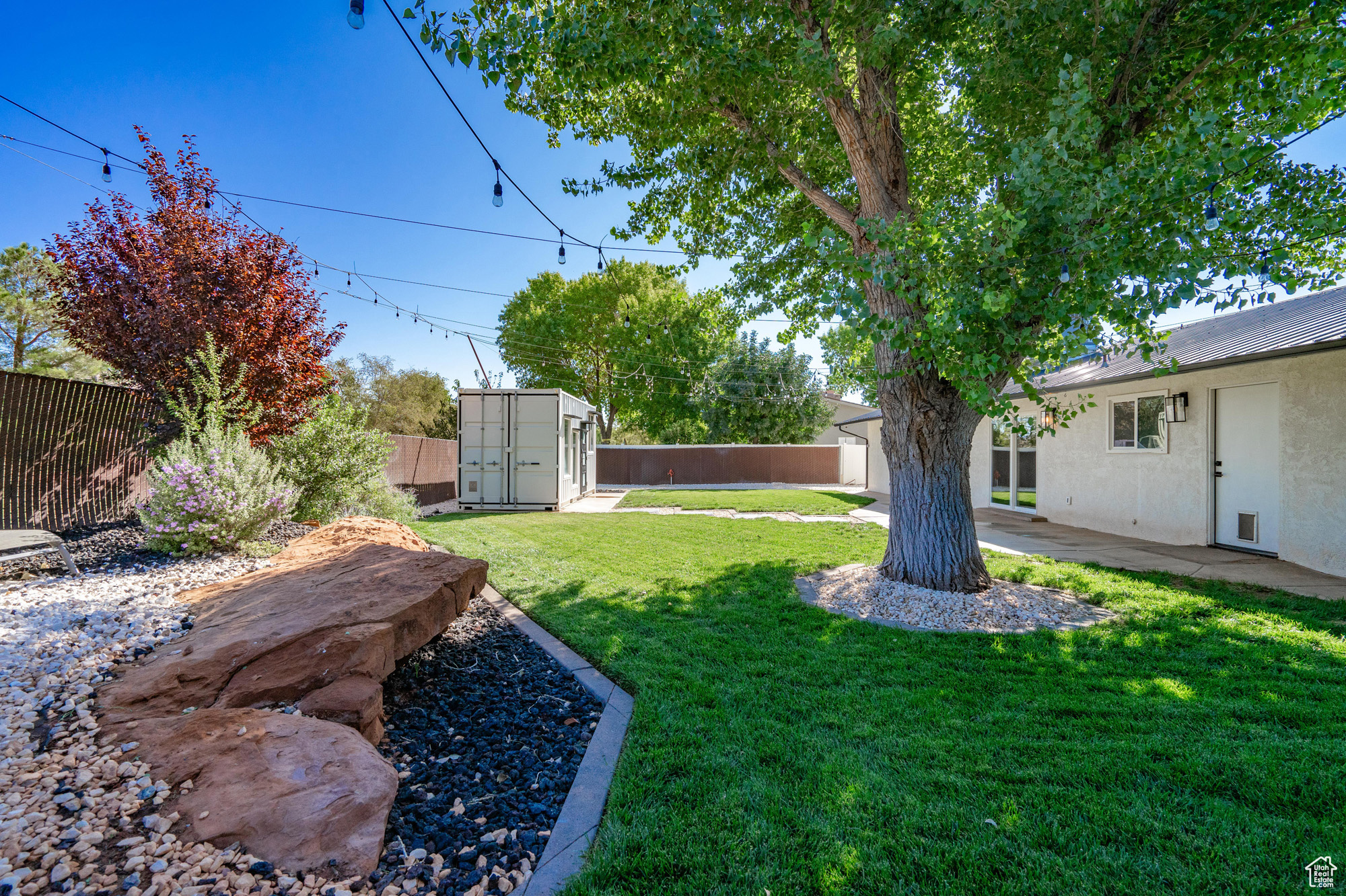 BLOOMINGTON HILLS - Residential