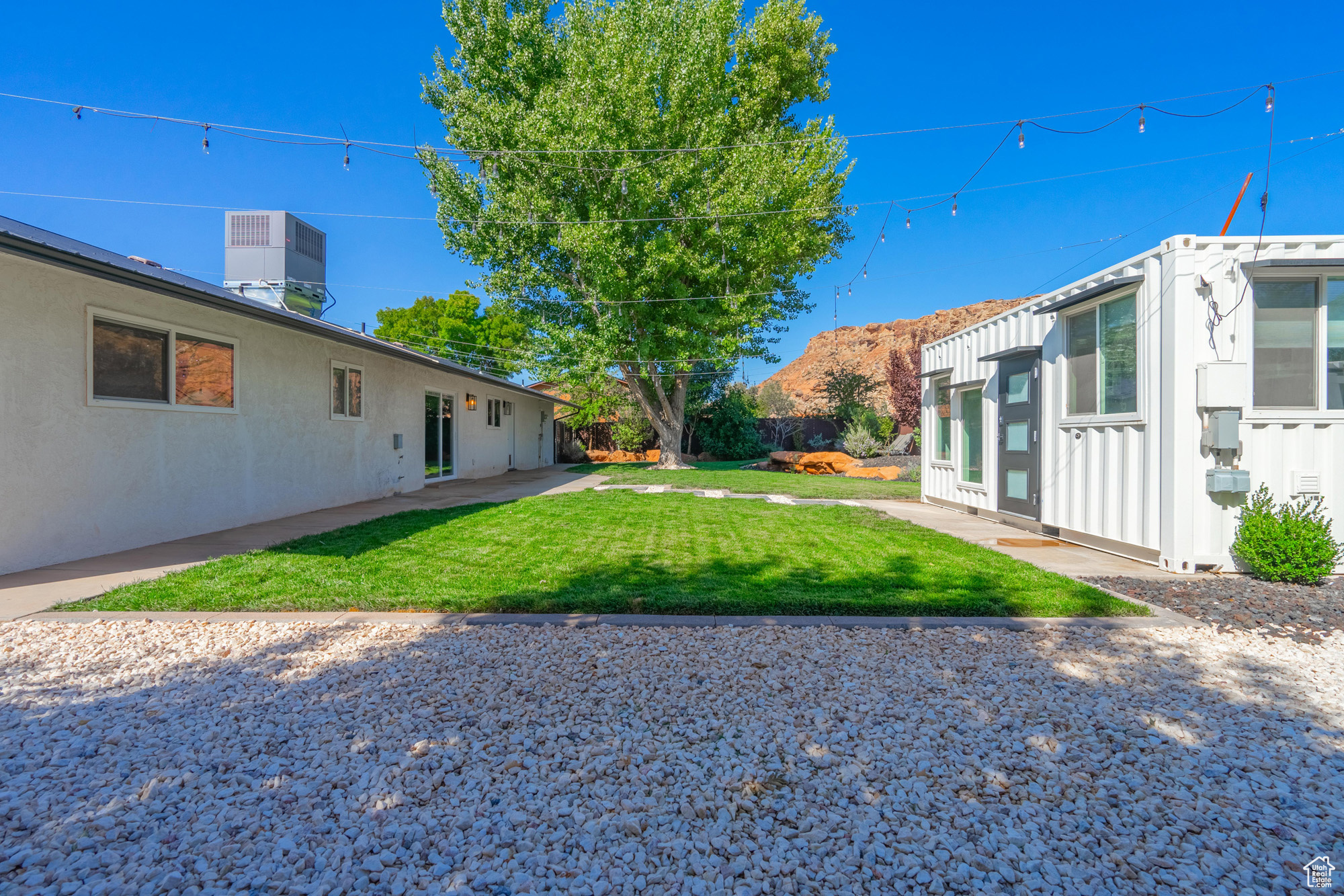 BLOOMINGTON HILLS - Residential