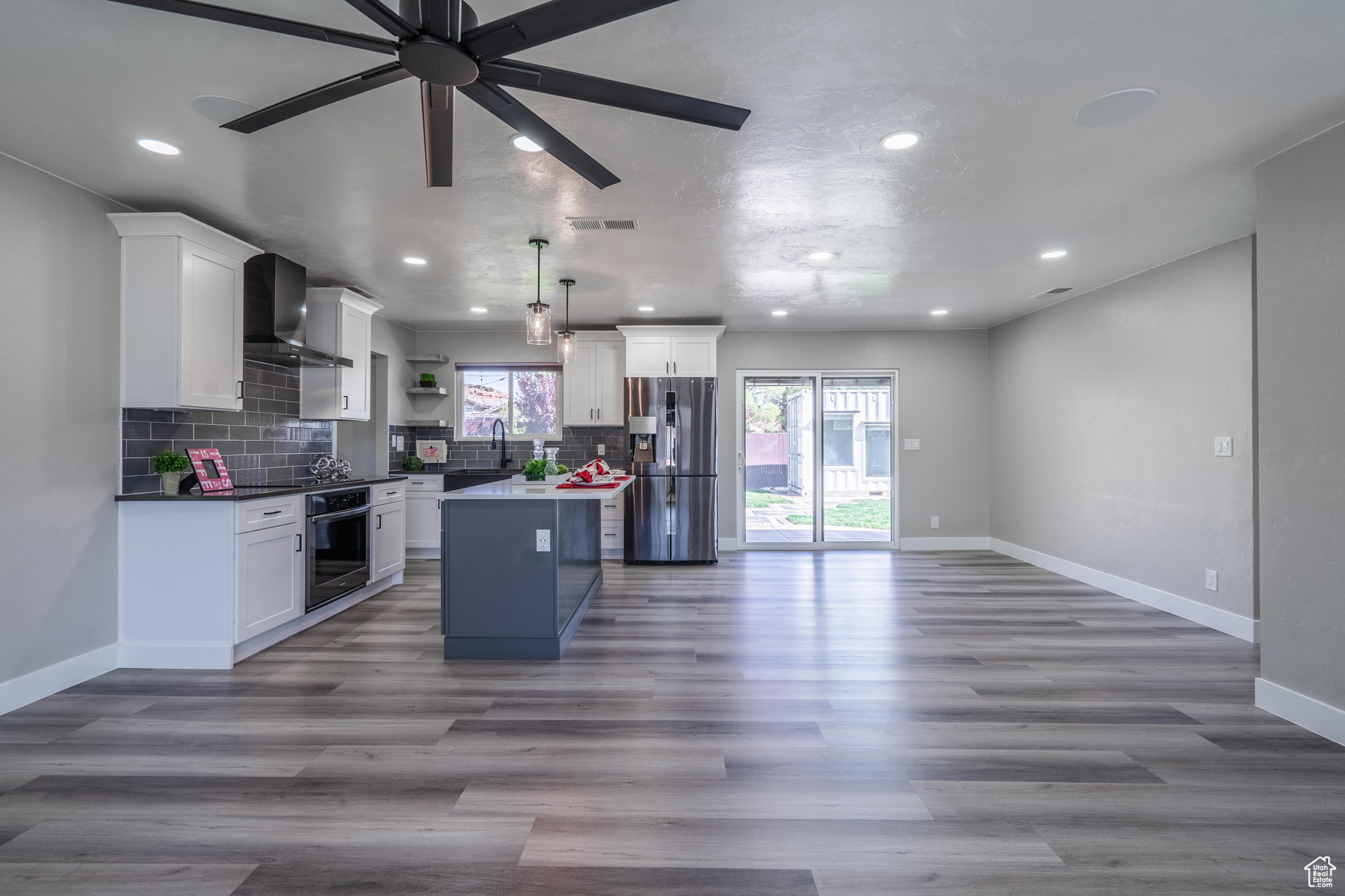 BLOOMINGTON HILLS - Residential