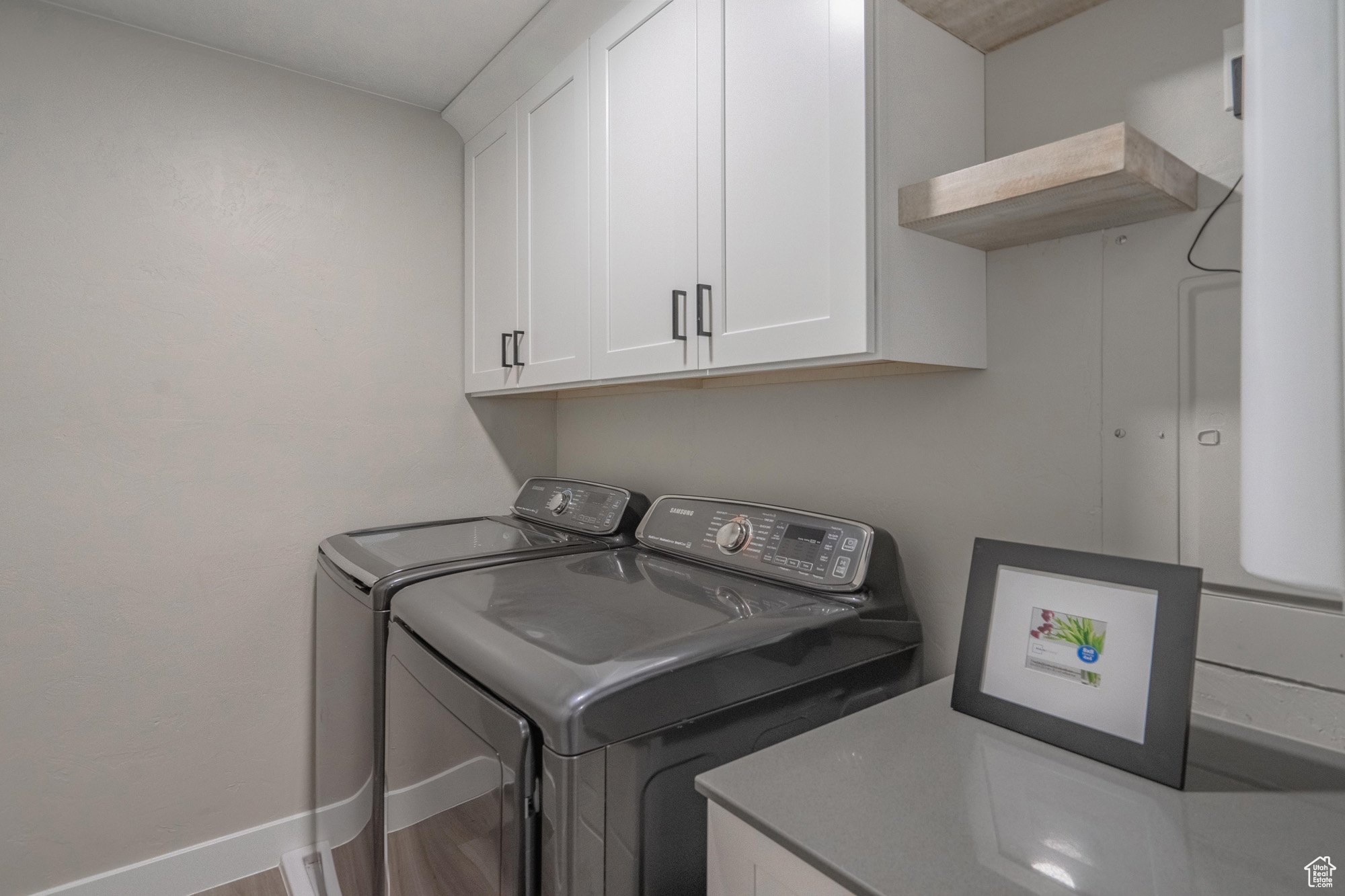 BLOOMINGTON HILLS - Residential