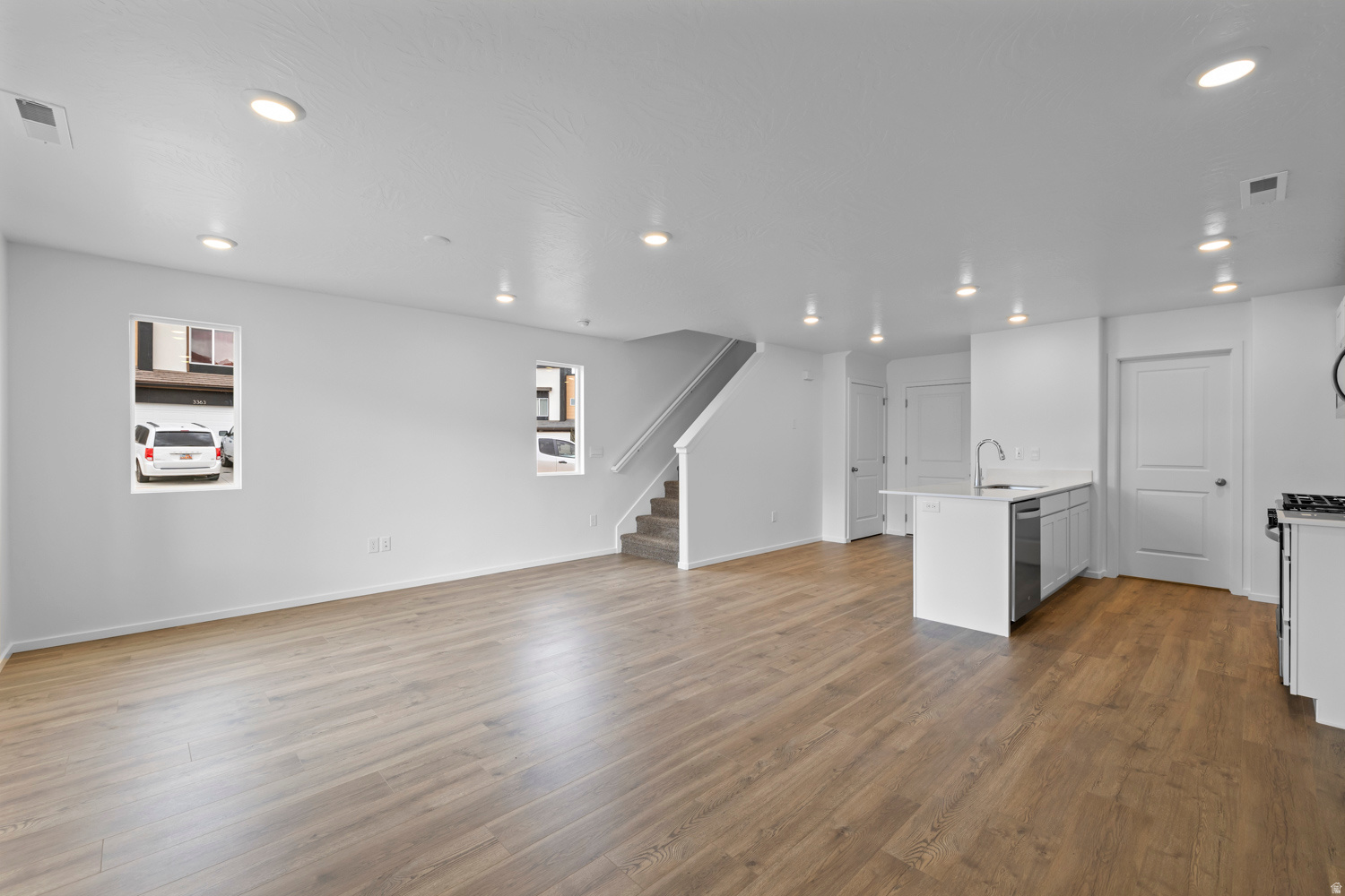 LAVENDAR CANYON AT LONG VALLEY - Residential