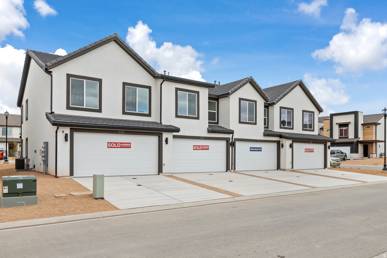 LAVENDAR CANYON AT LONG VALLEY - Residential