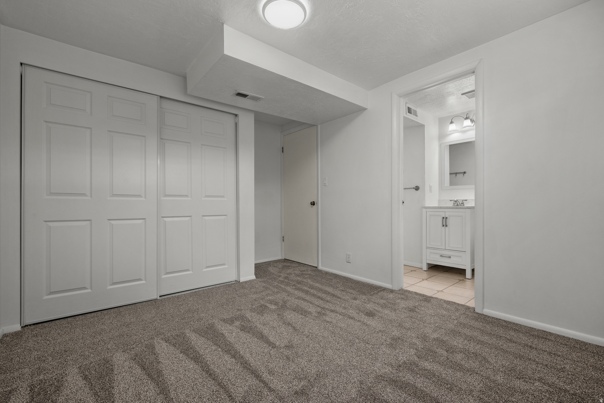 STORM MOUNTAIN - Residential