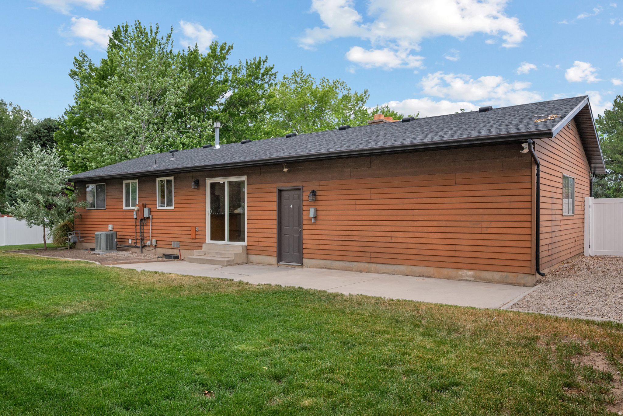 STORM MOUNTAIN - Residential