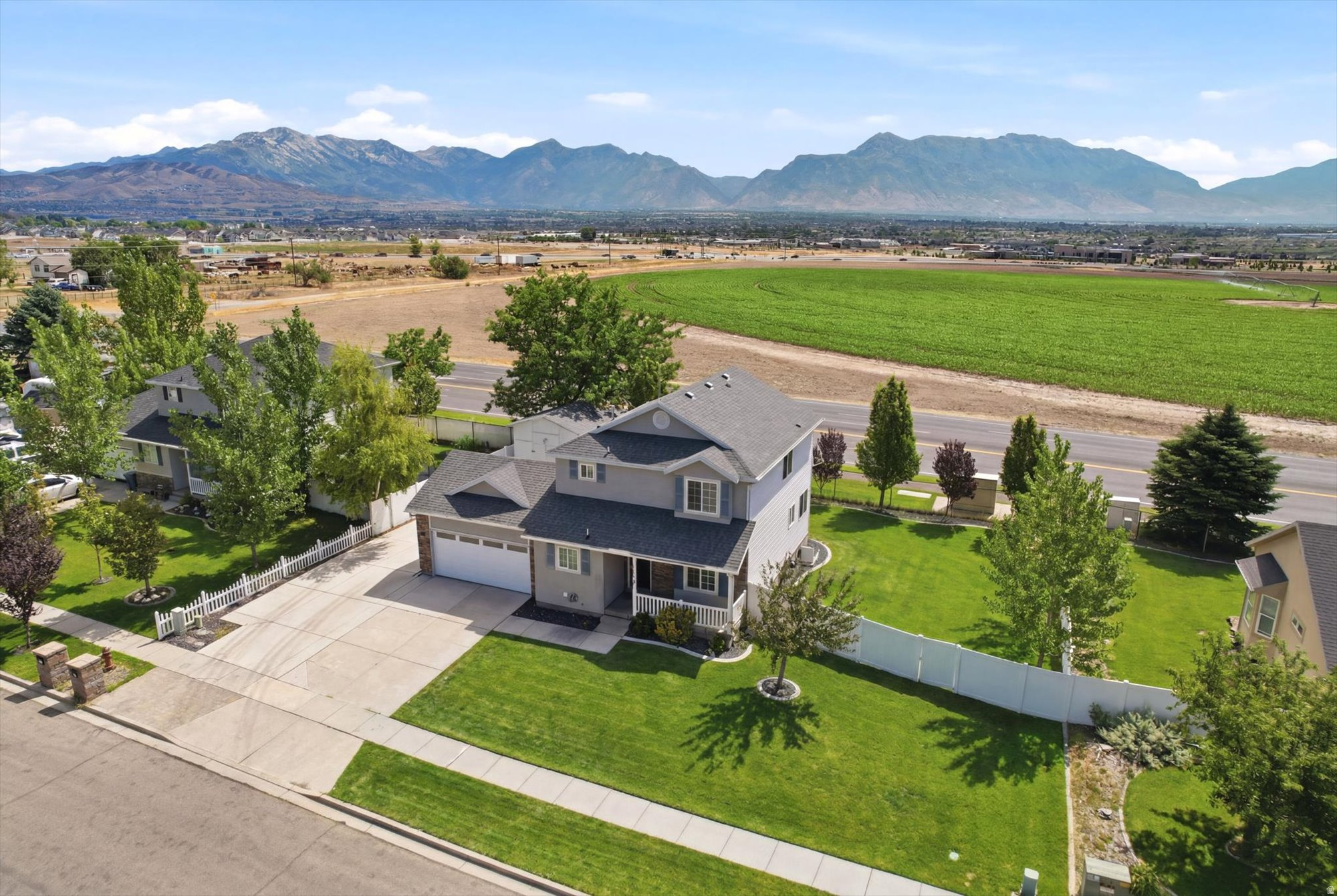 SUNRISE MEADOWS - Residential