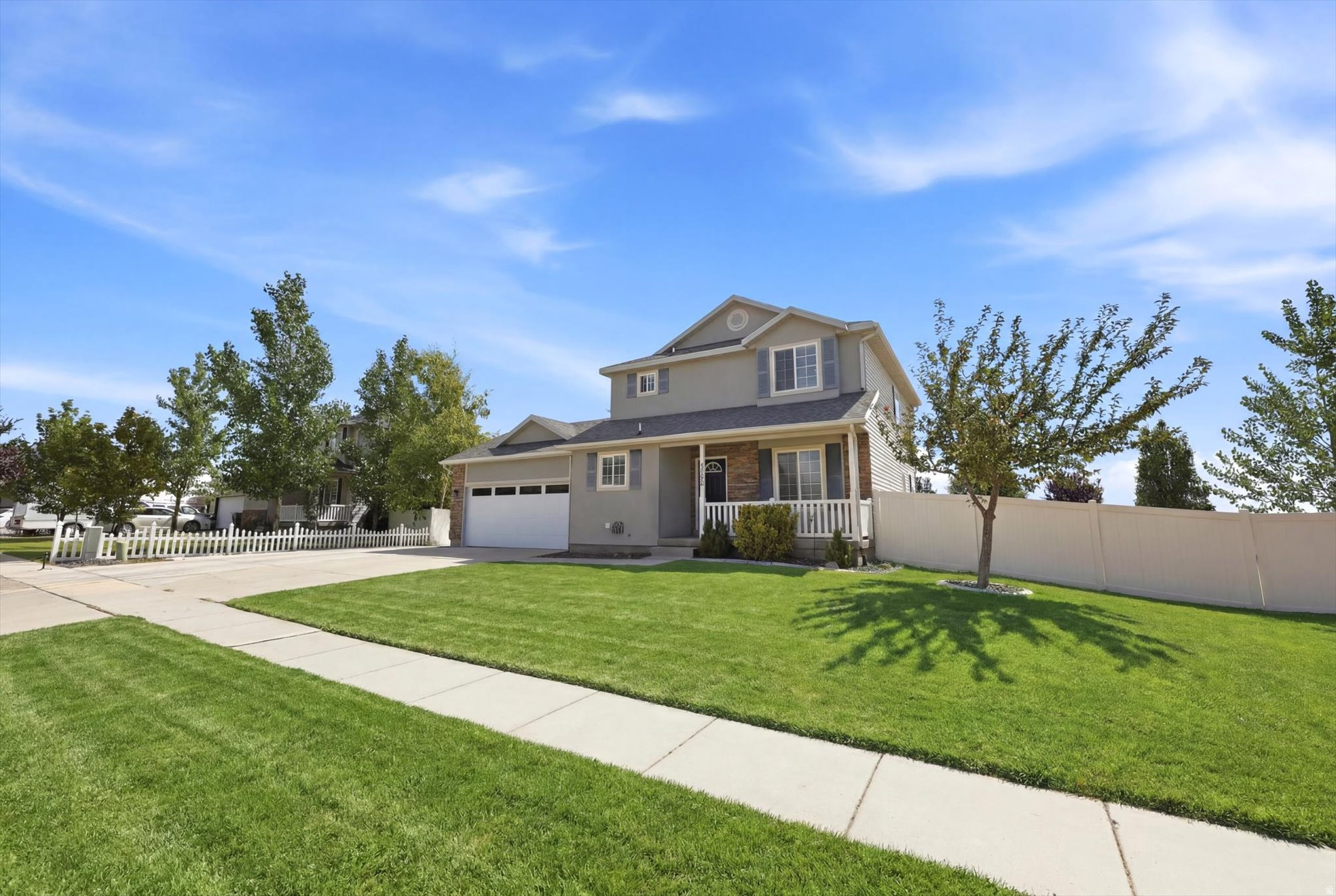 SUNRISE MEADOWS - Residential
