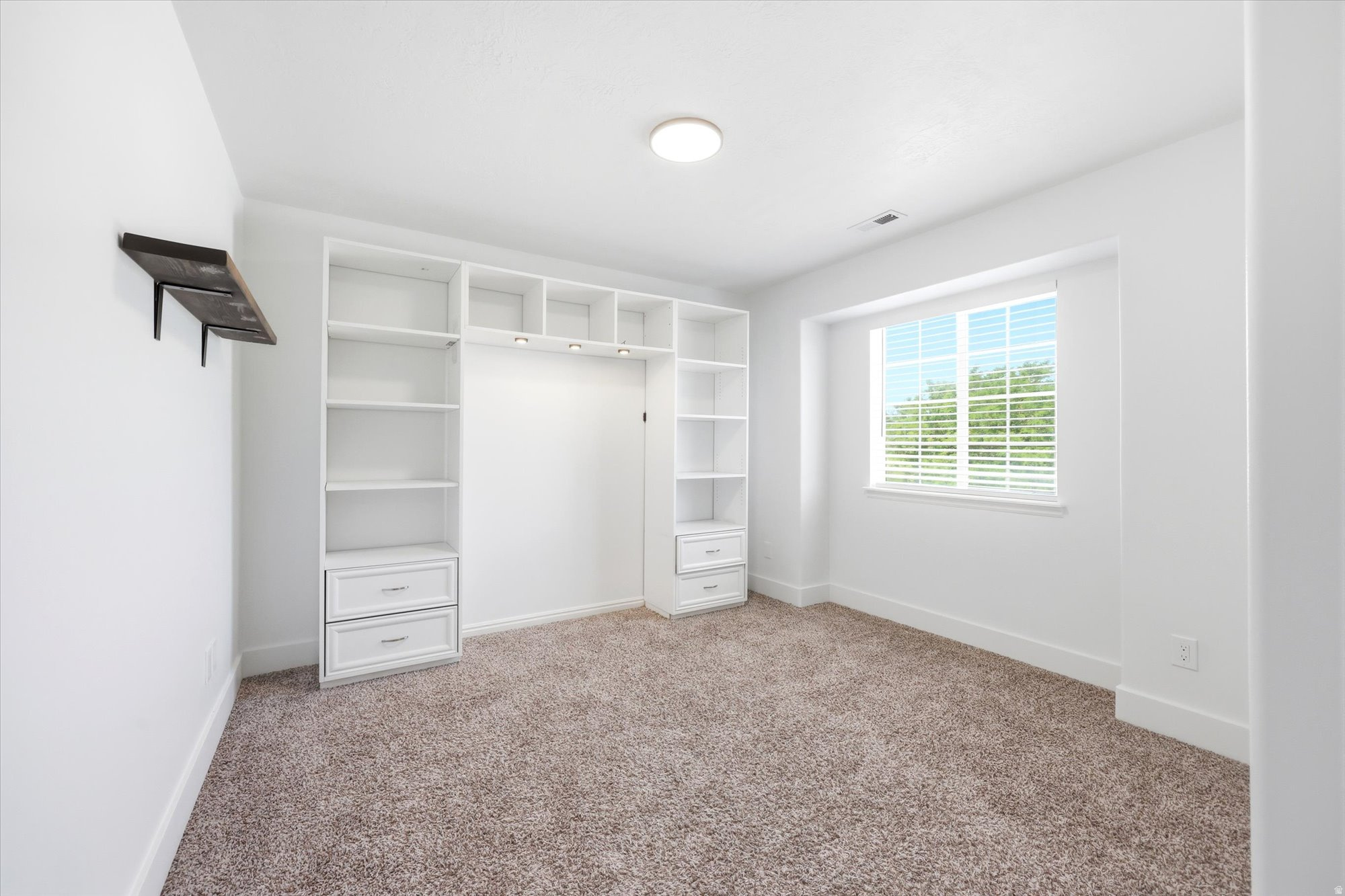 SUNRISE MEADOWS - Residential