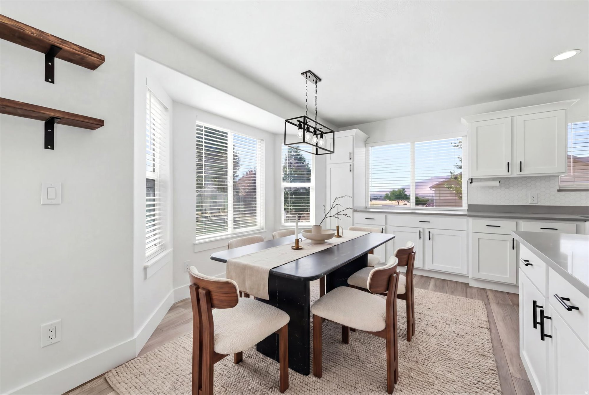 SUNRISE MEADOWS - Residential