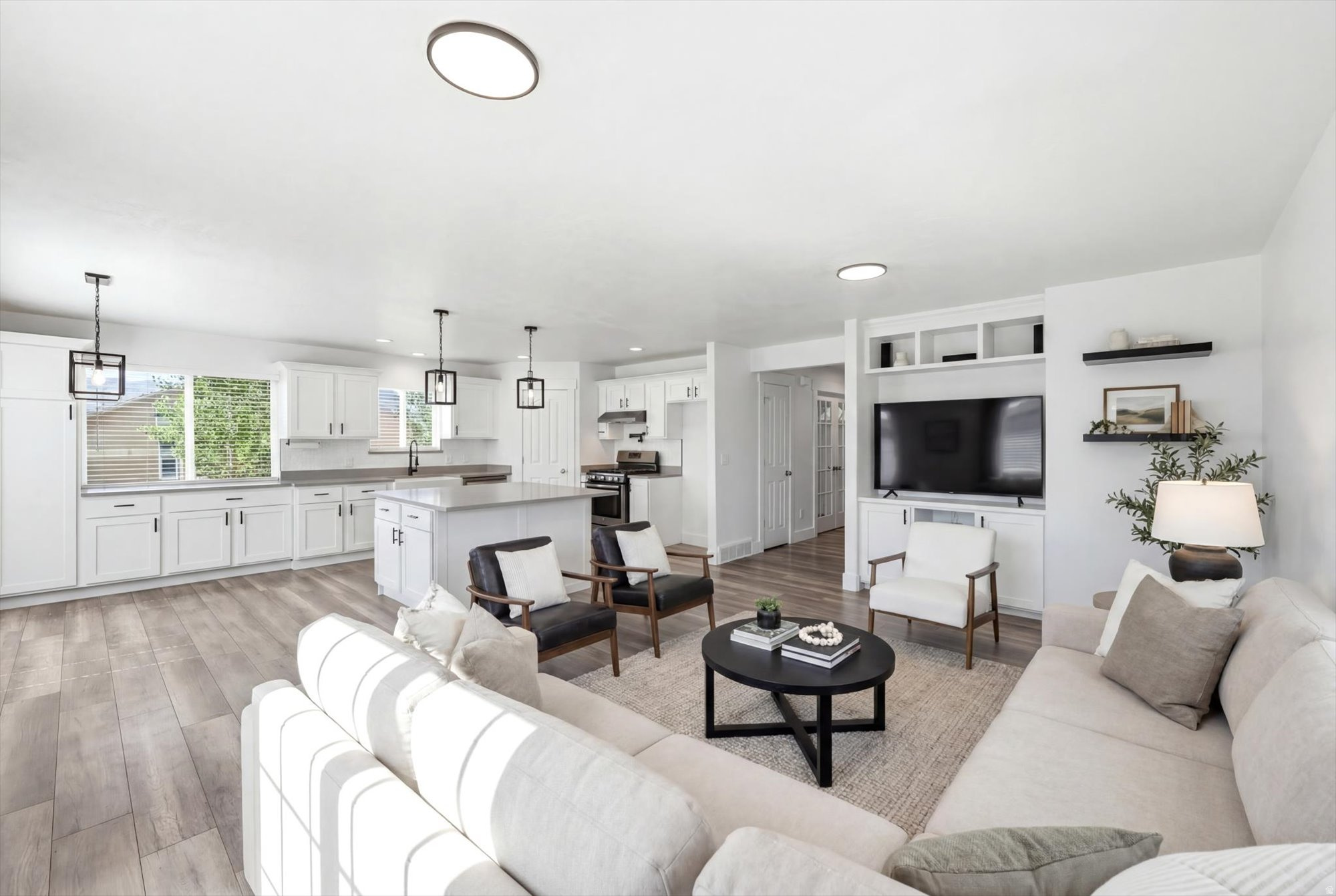 SUNRISE MEADOWS - Residential