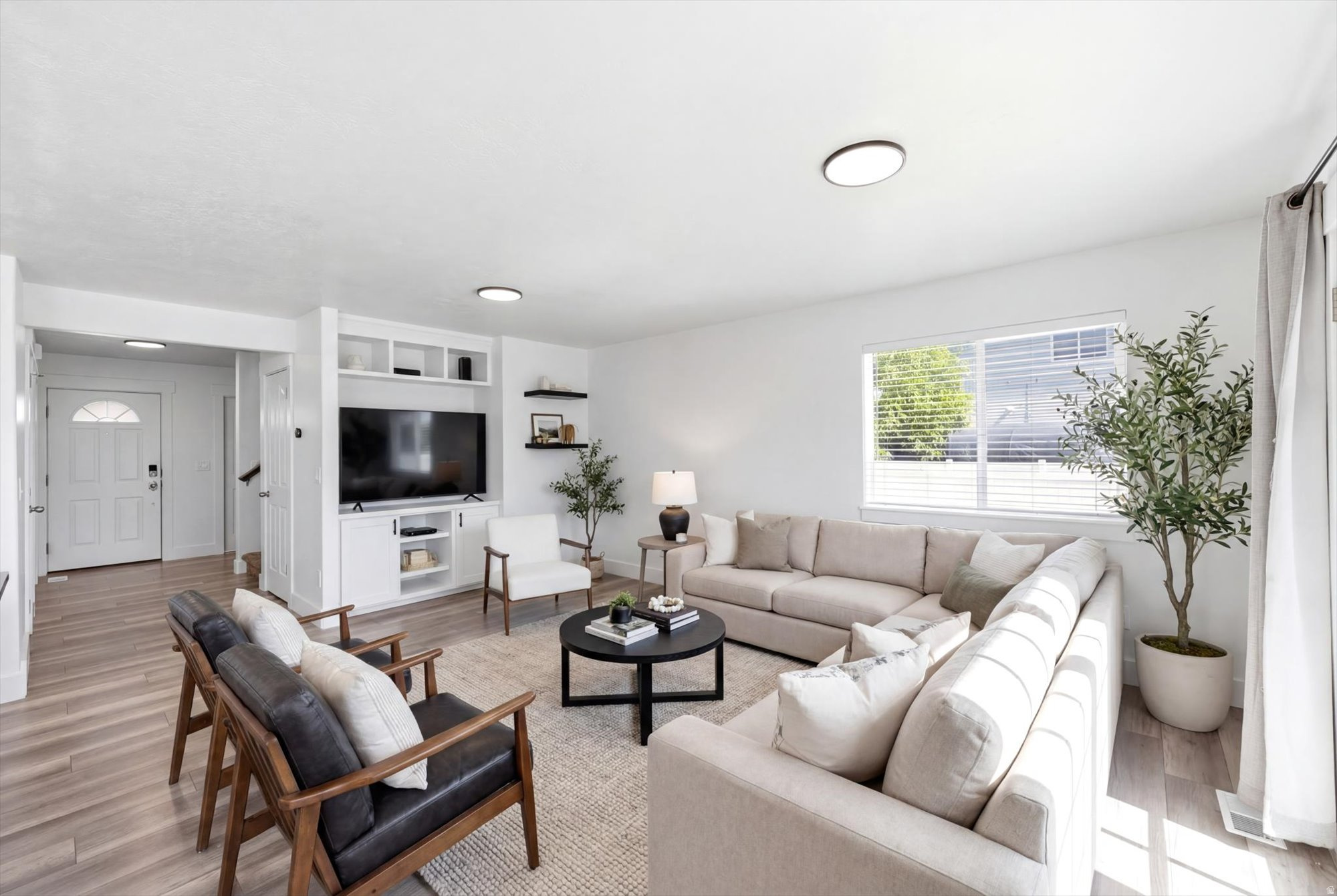 SUNRISE MEADOWS - Residential