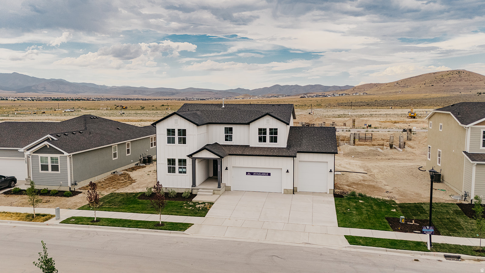 THE ESTATES AT SUNSET FLATS - Residential