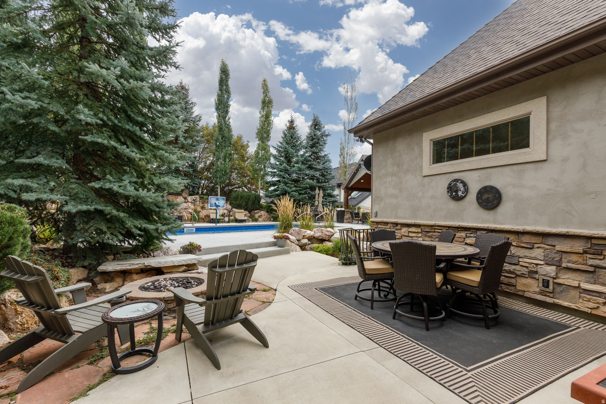 LAYTON RIDGES - Residential