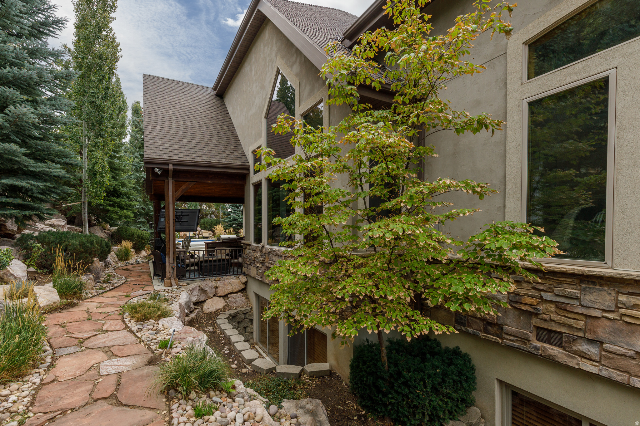 LAYTON RIDGES - Residential