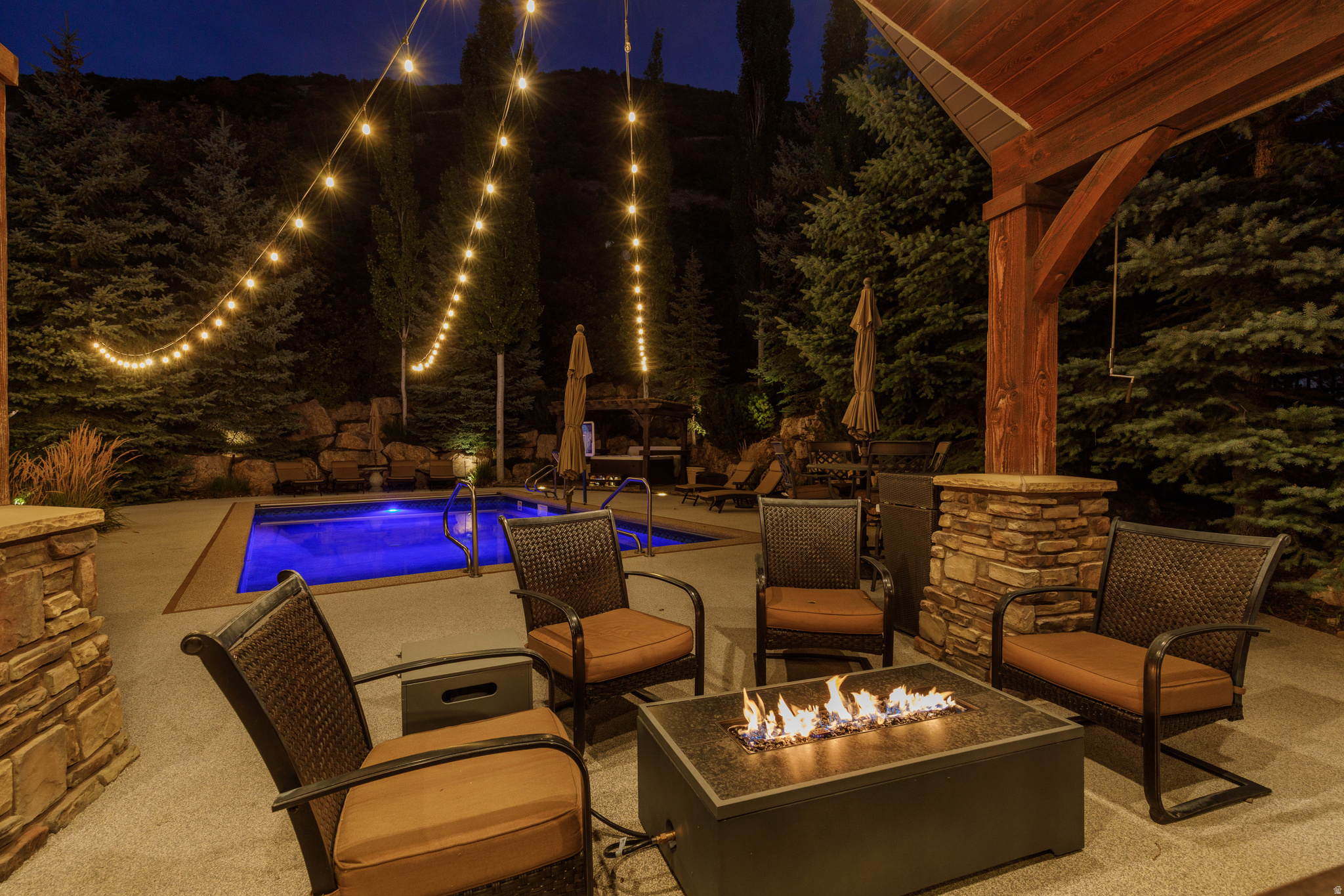 LAYTON RIDGES - Residential