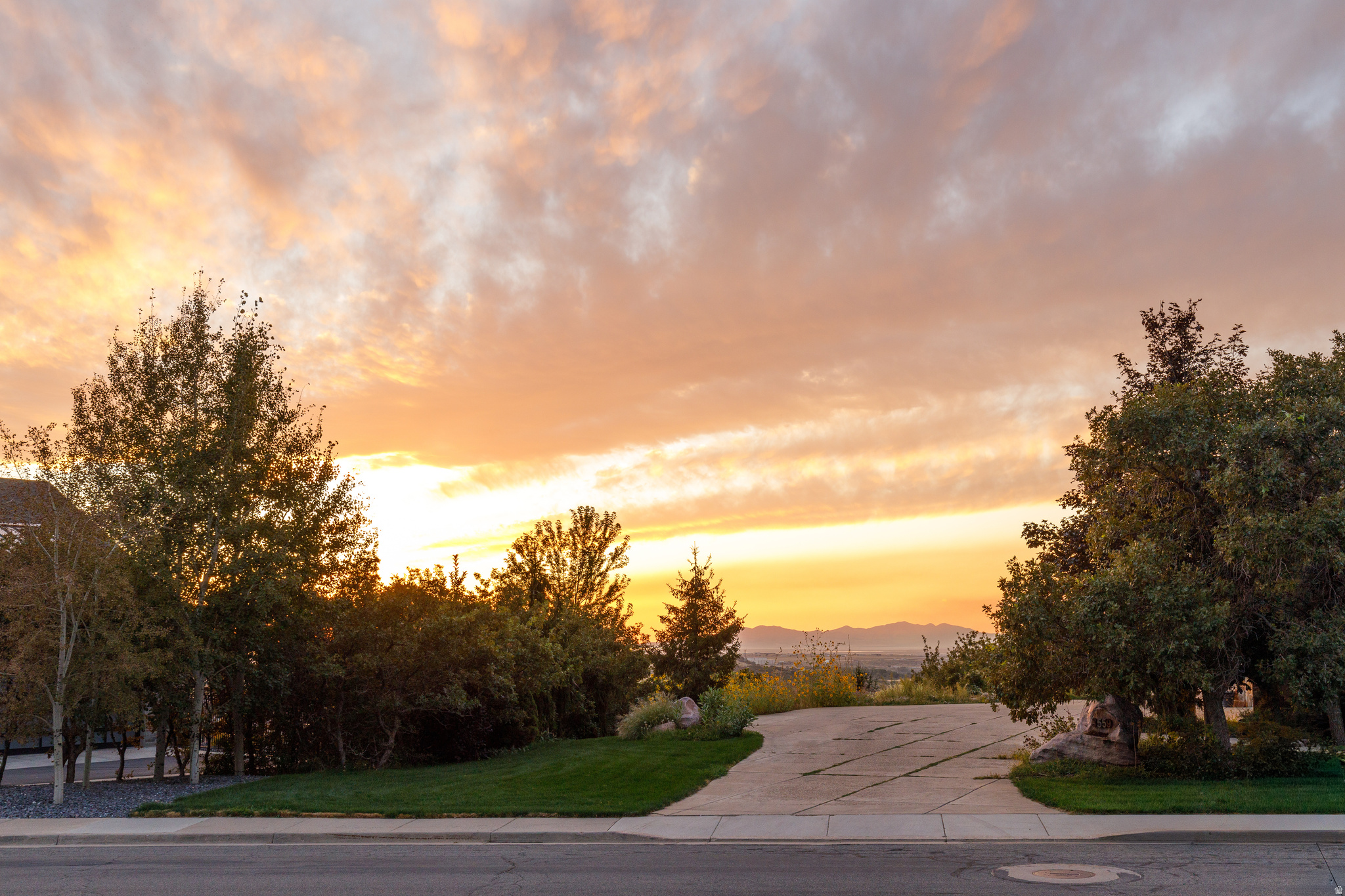 LAYTON RIDGES - Residential