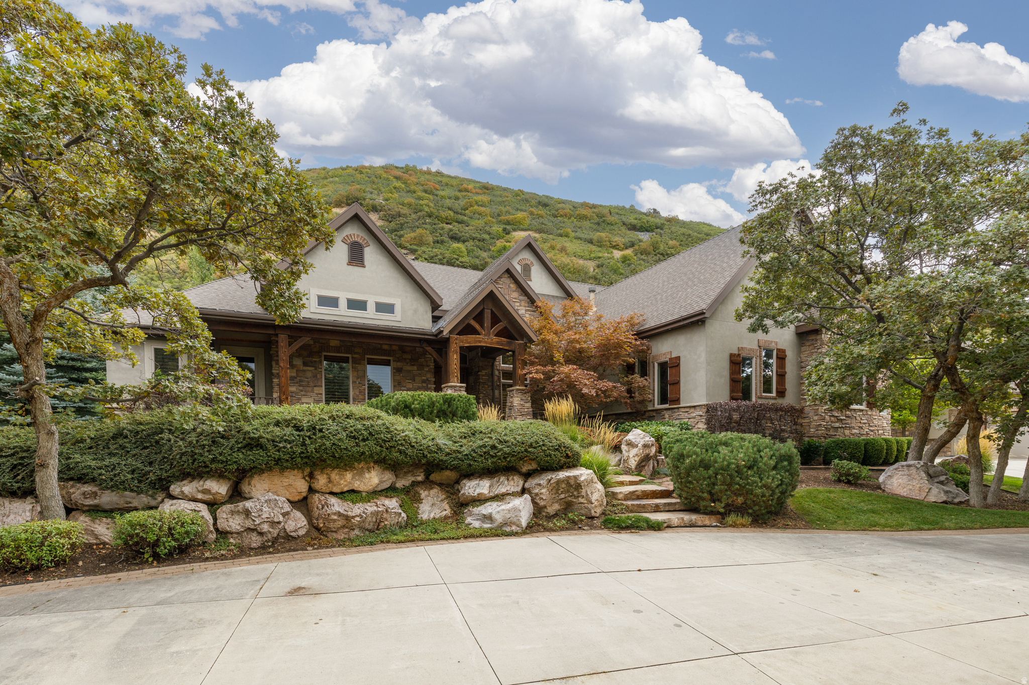 LAYTON RIDGES - Residential