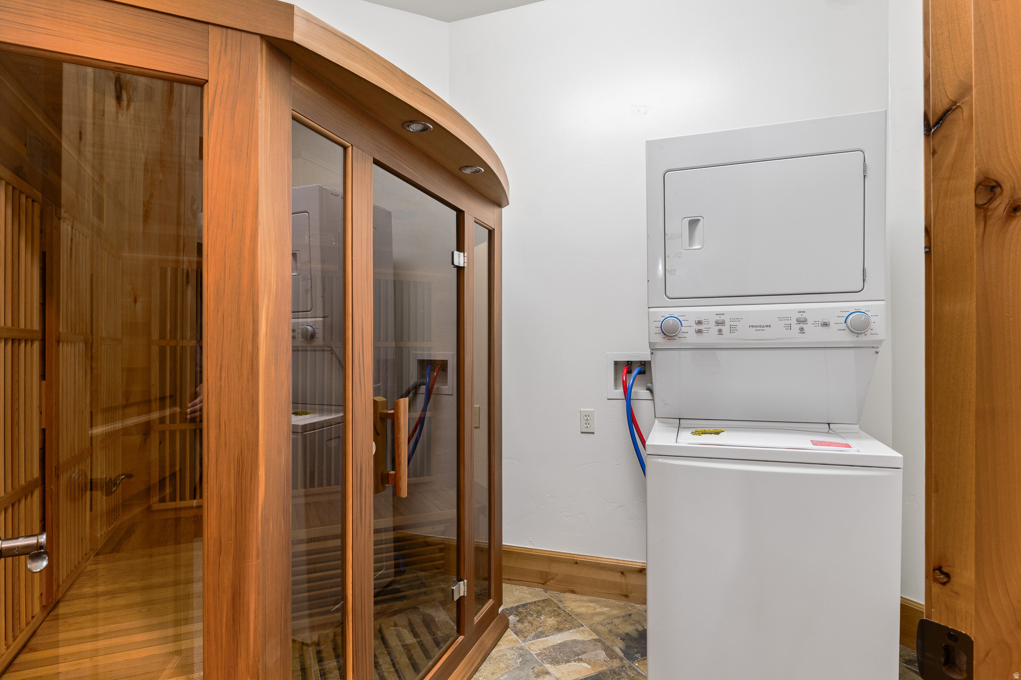 LAYTON RIDGES - Residential