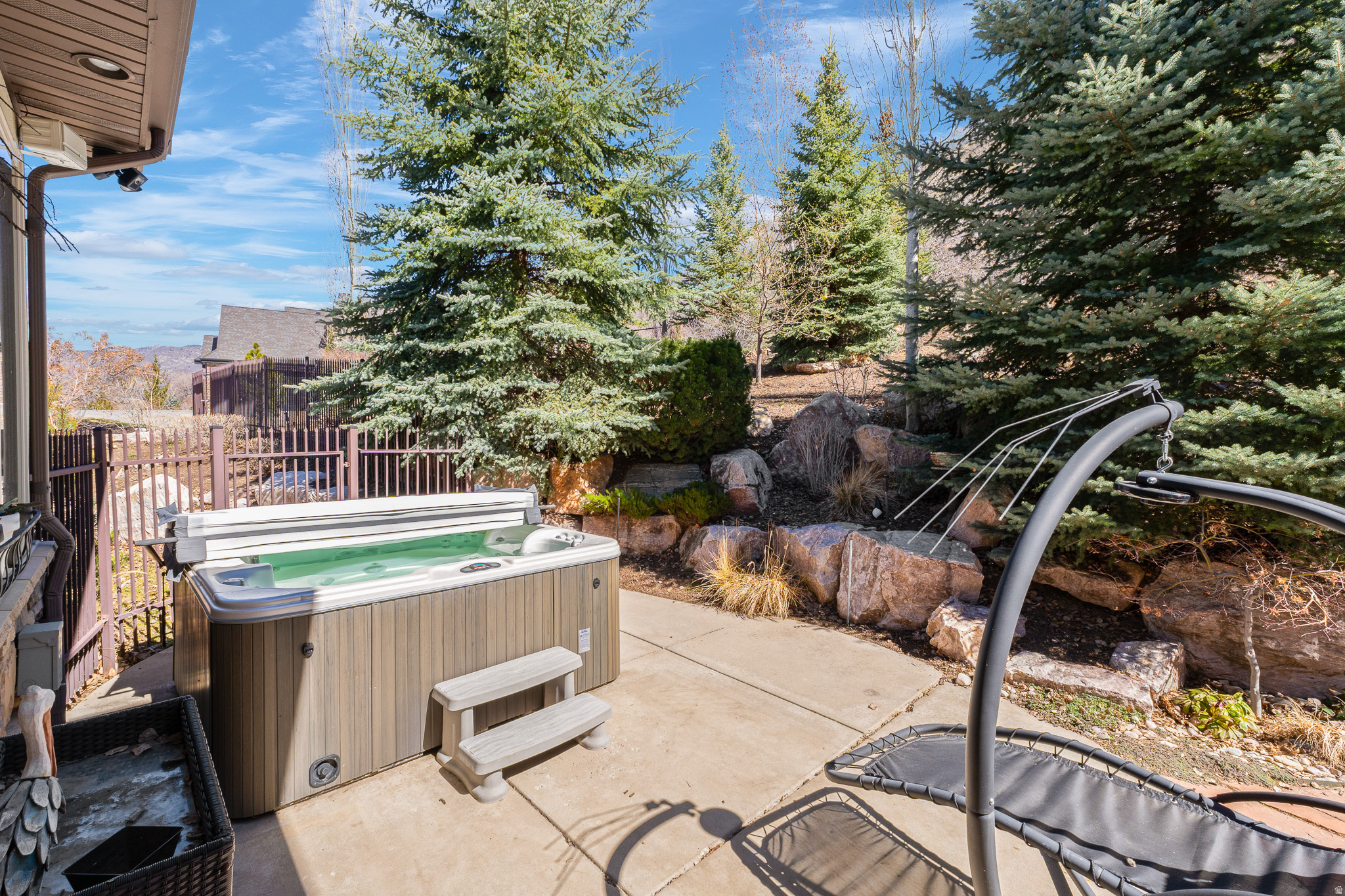 LAYTON RIDGES - Residential