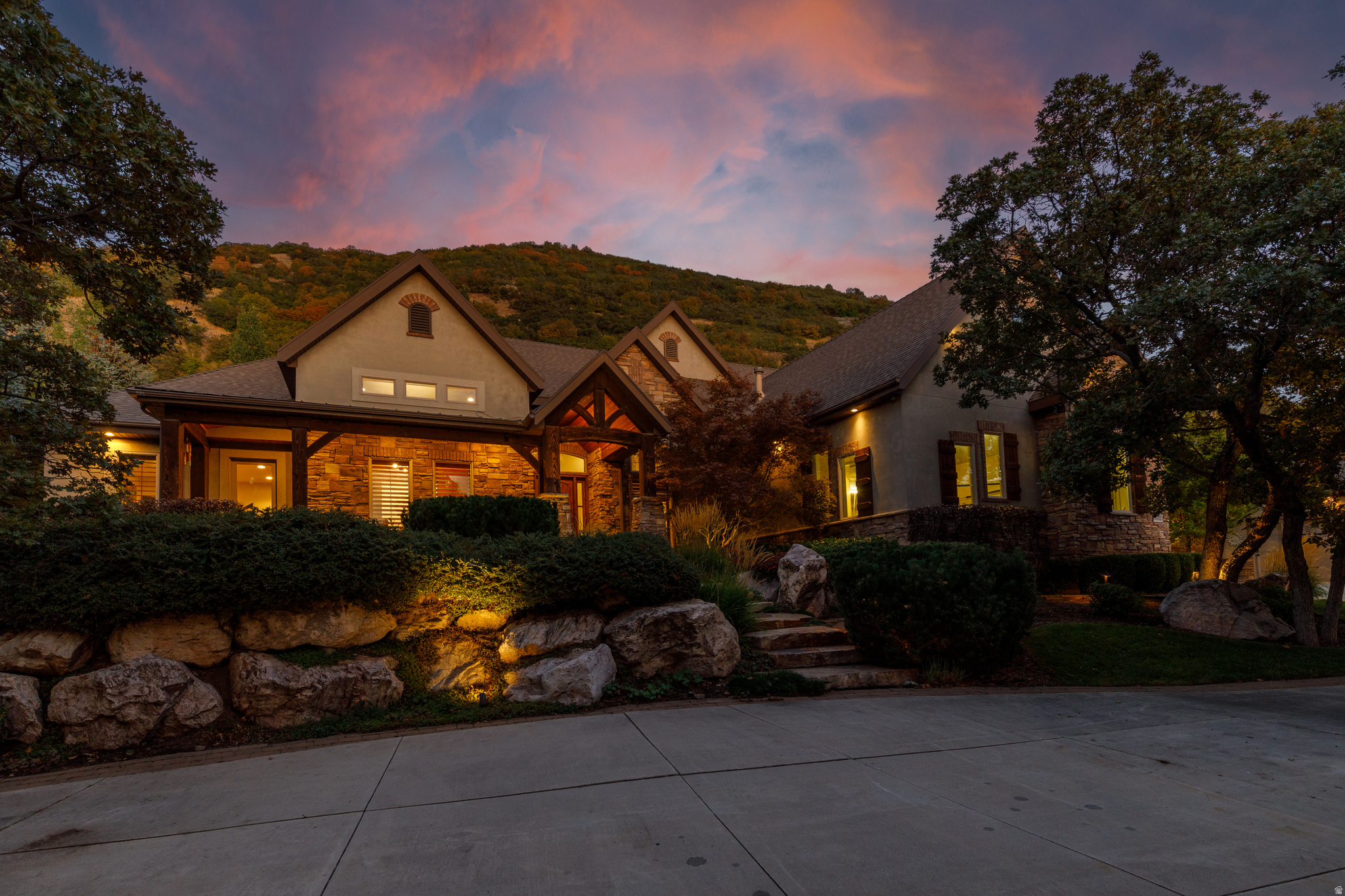 LAYTON RIDGES - Residential